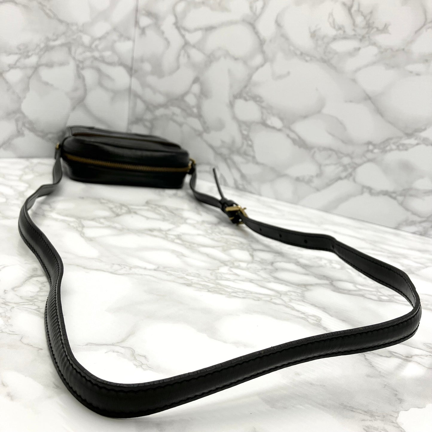 LOUIS VUITTON Epi Danube shoulder bag