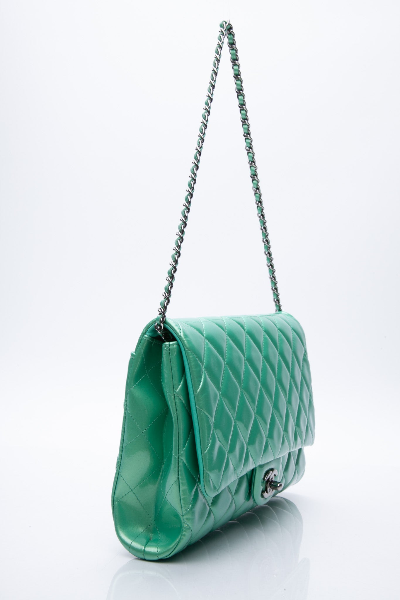 CHANEL Timeless Clutch On Chain Patent Leather Green