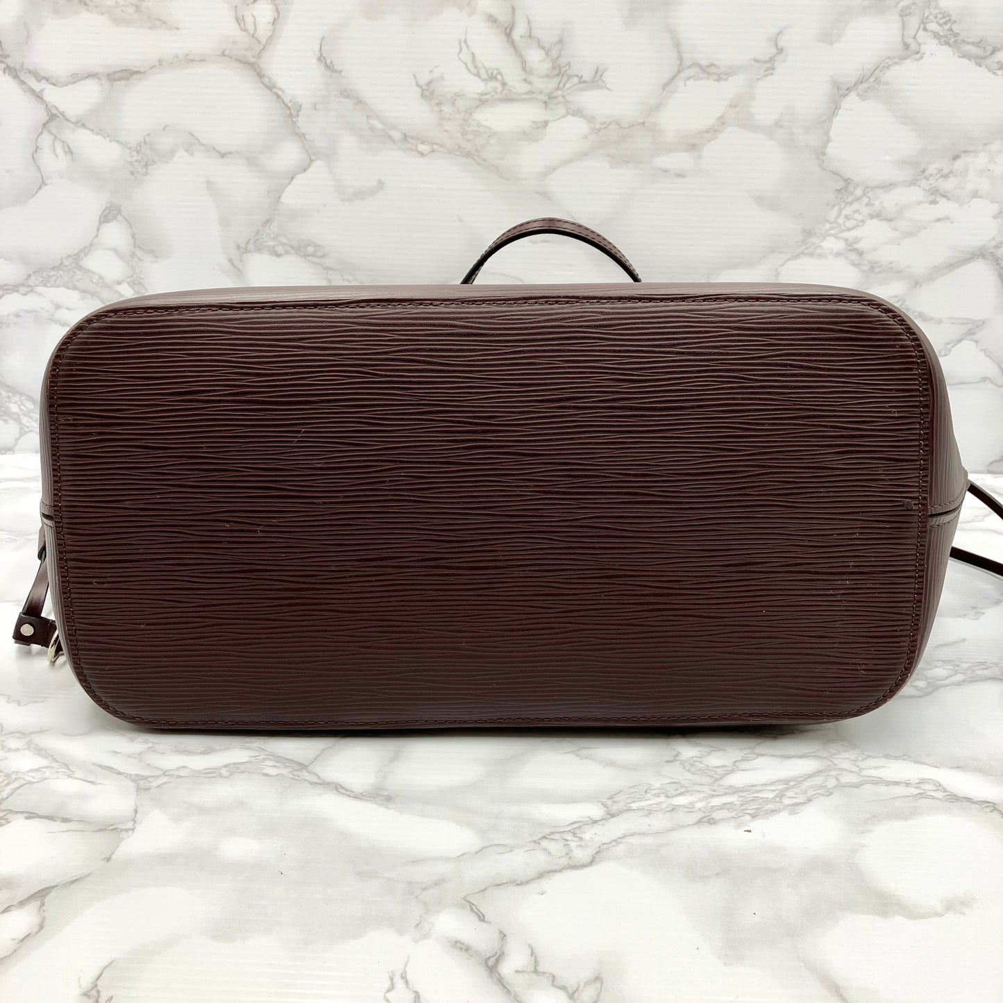 LOUIS VUITTON Epi Neverfull MM fuchsia