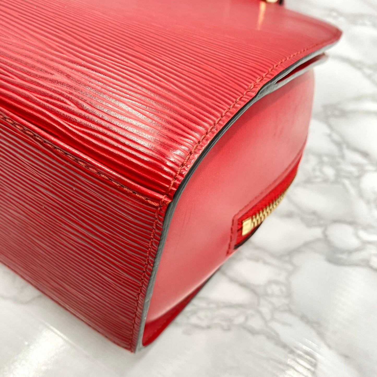 LOUIS VUITTON Epi Pont Neuf