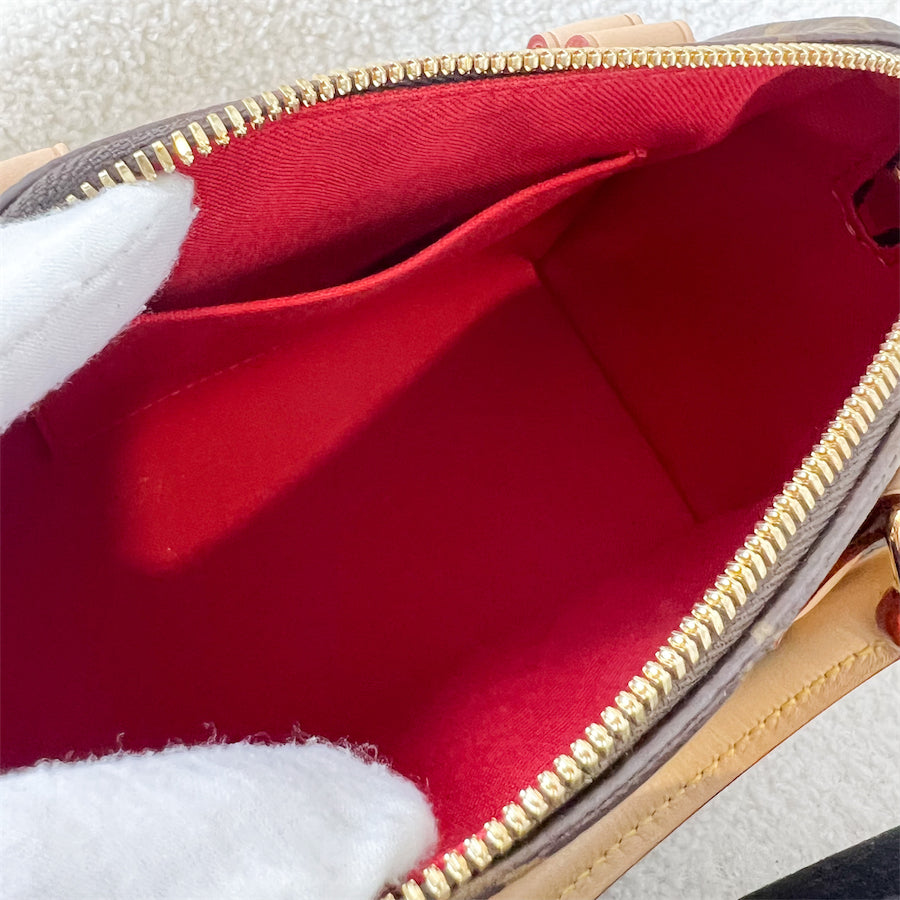 LV Speedy Bandouliere 20 in Monogram Canvas GHW (Without Patterned Strap) + Monogram strap.