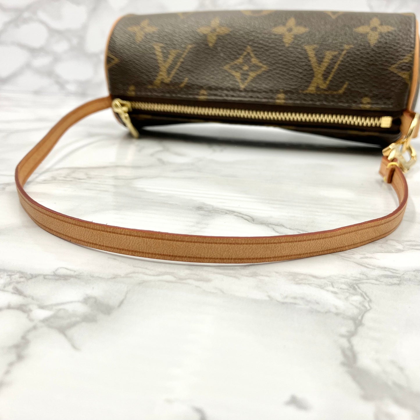 LOUIS VUITTON Monogram papillion 30