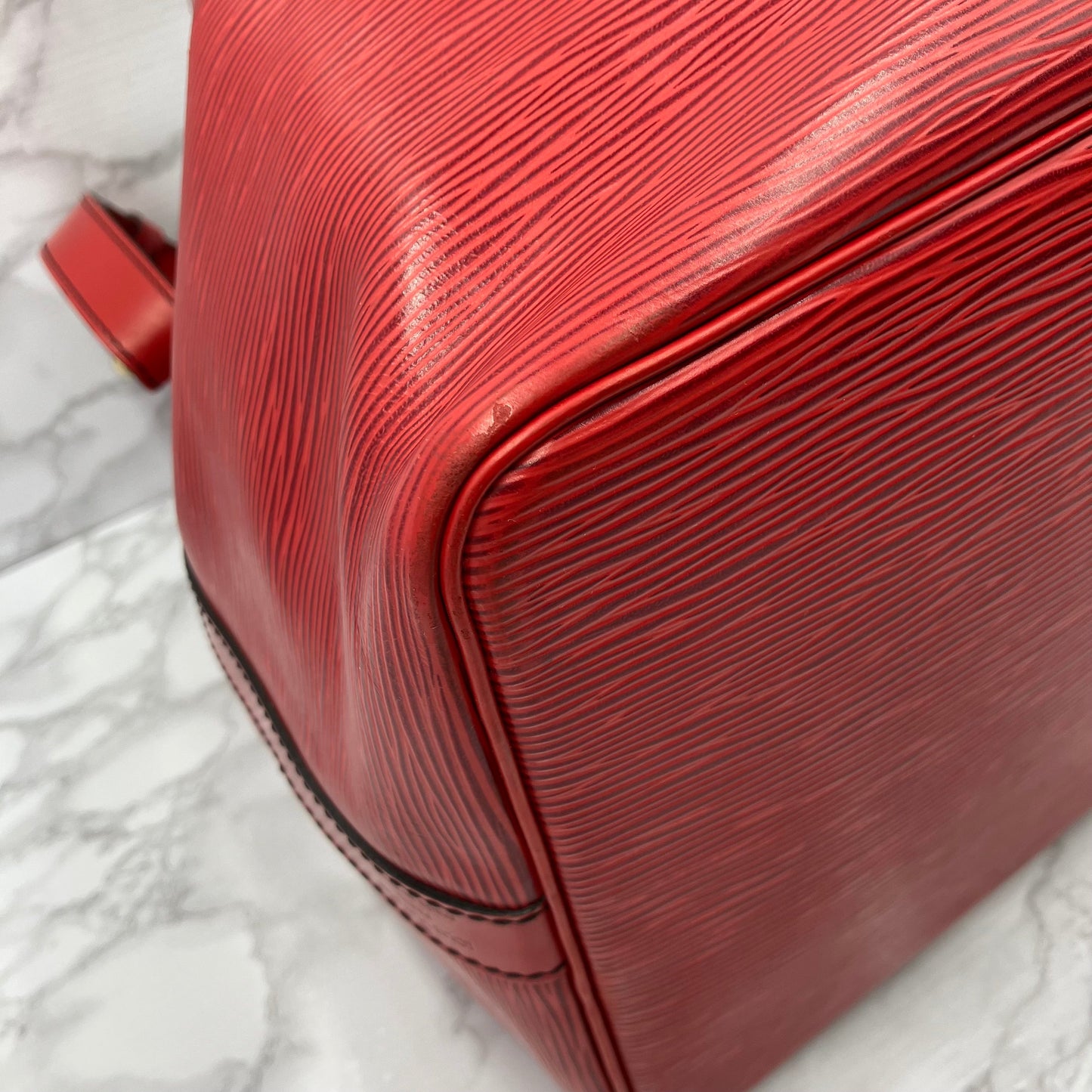 LOUIS VUITTON Epi petit noé