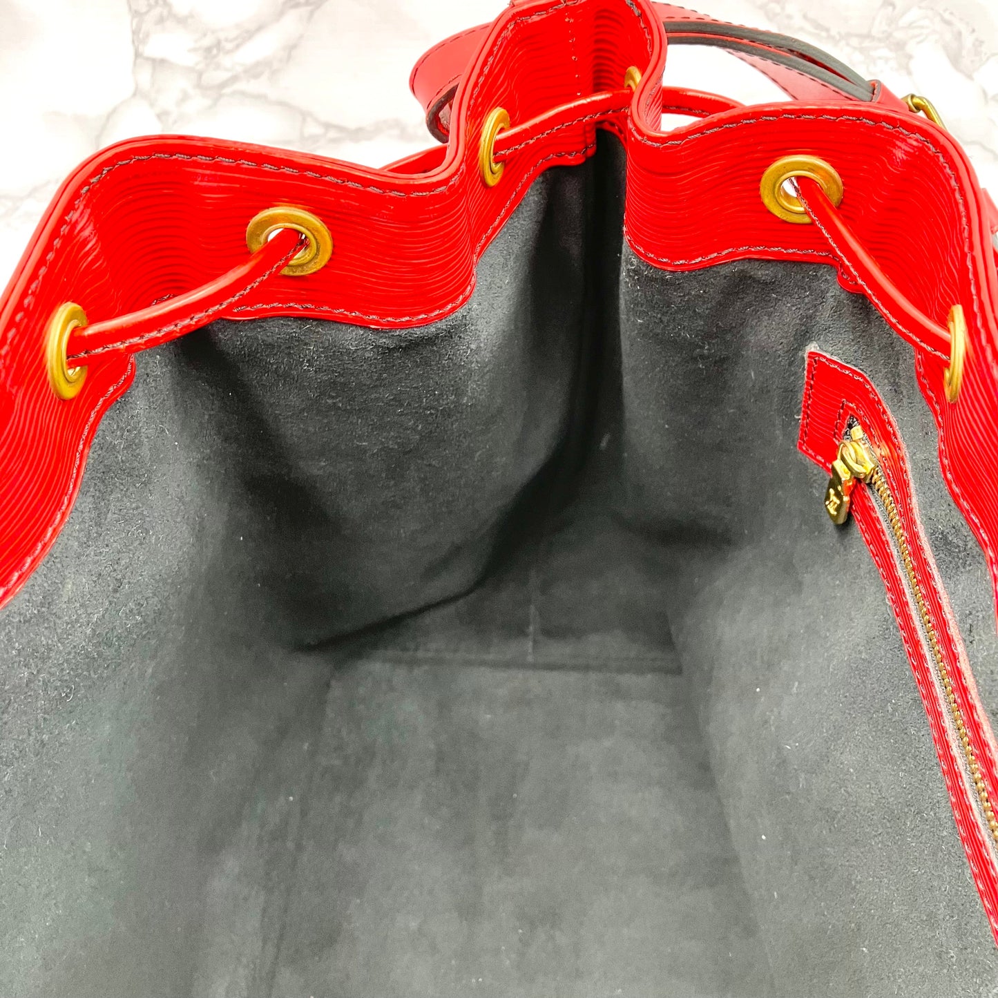 LOUIS VUITTON Epi petit noé