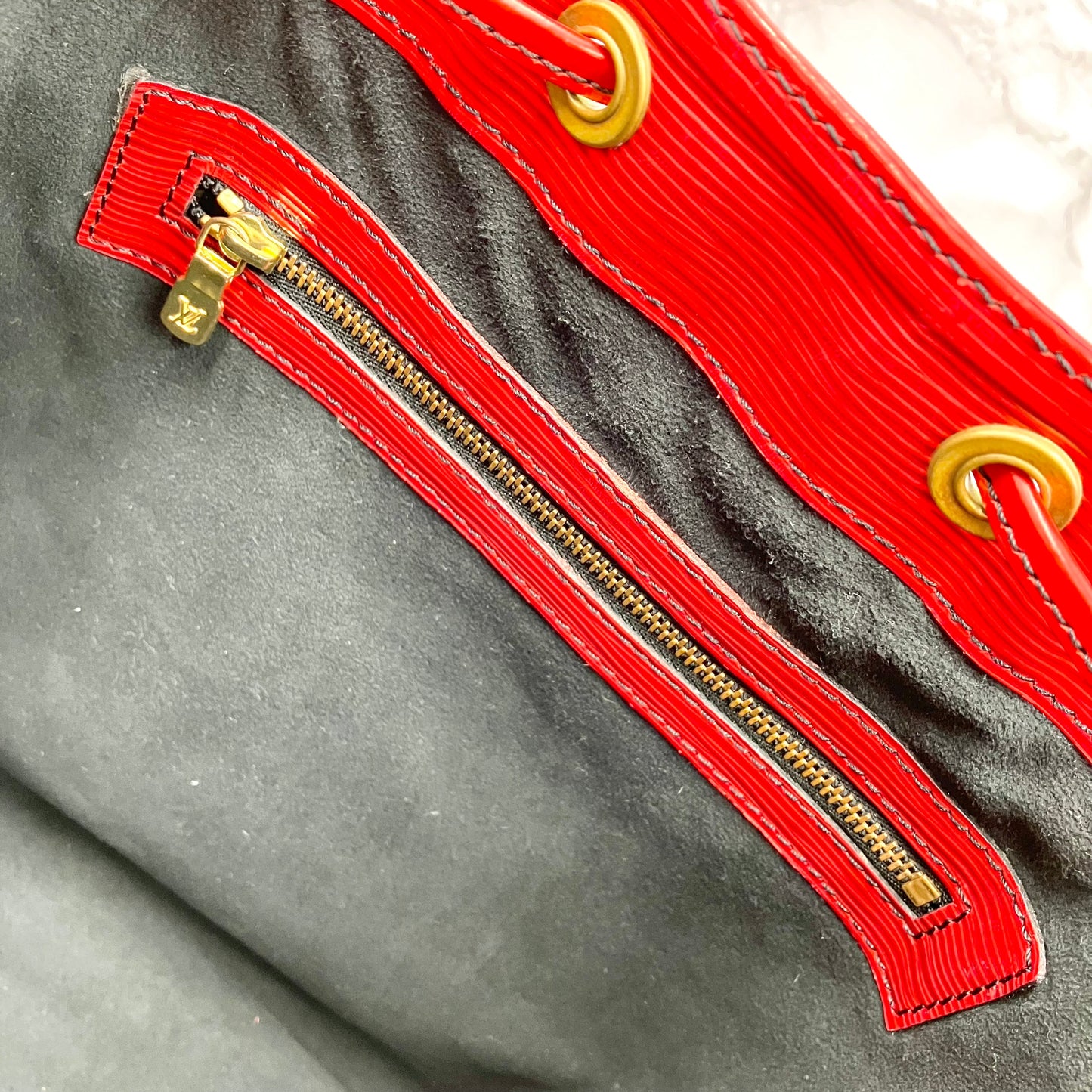 LOUIS VUITTON Epi petit noé