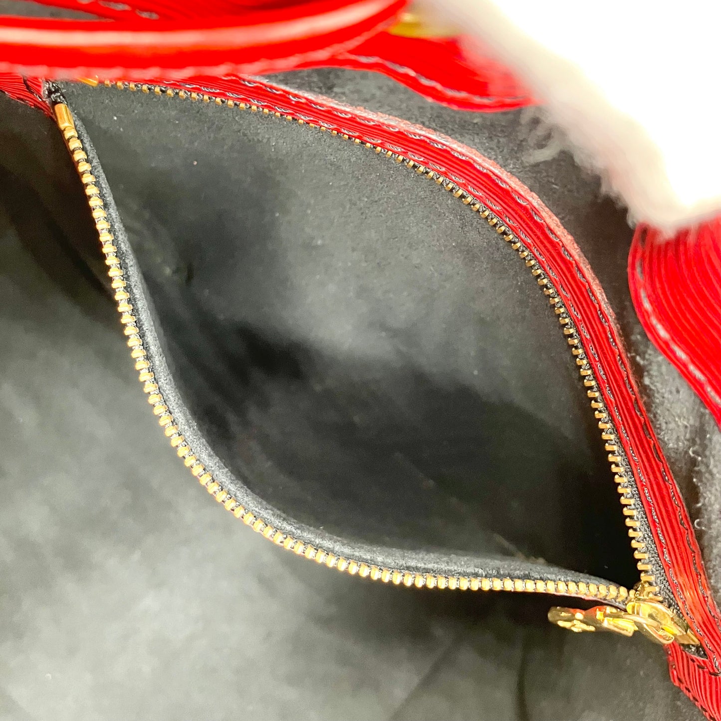 LOUIS VUITTON Epi petit noé