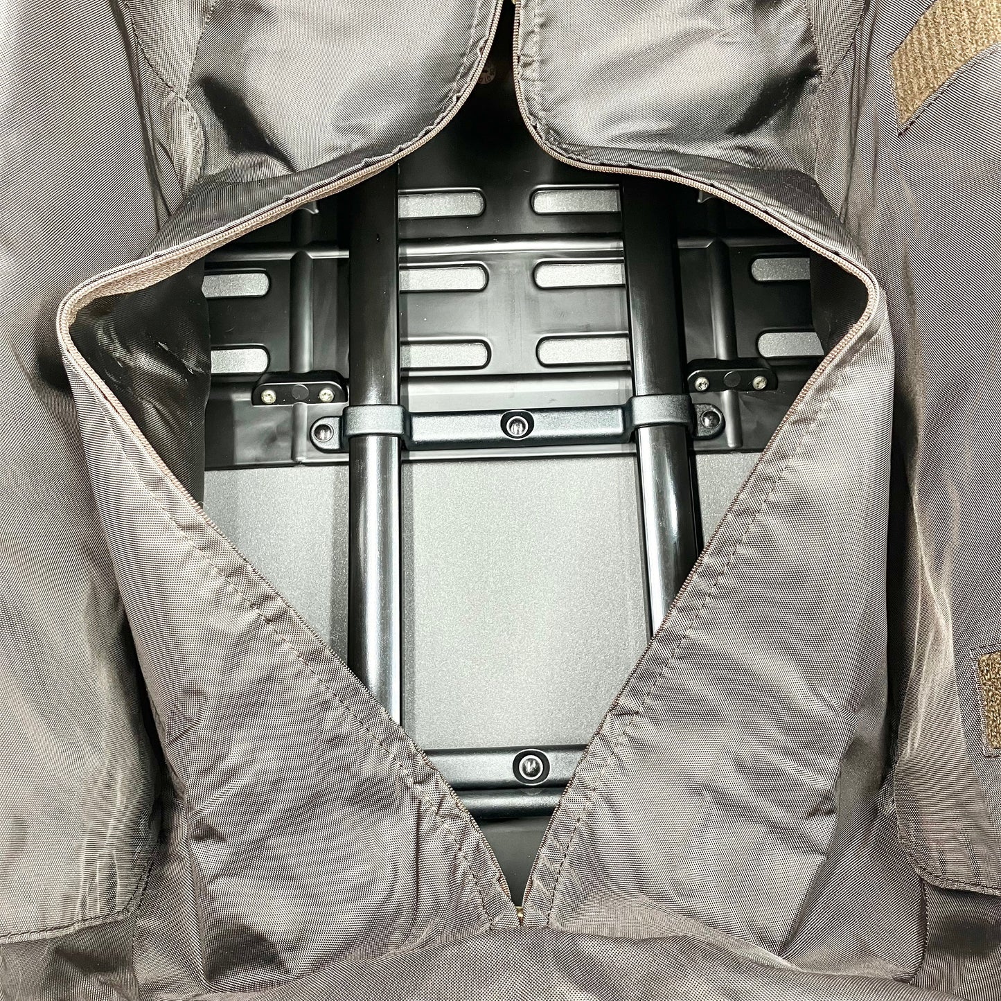 LOUIS VUITTON Monogram Pegase 45