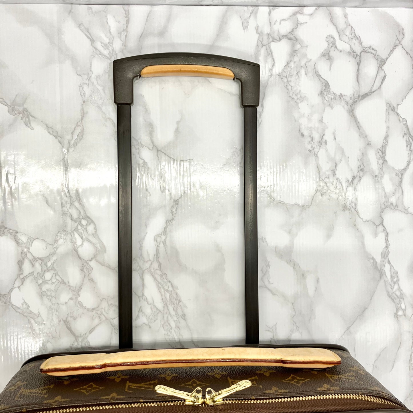 LOUIS VUITTON Monogram Pegase 45