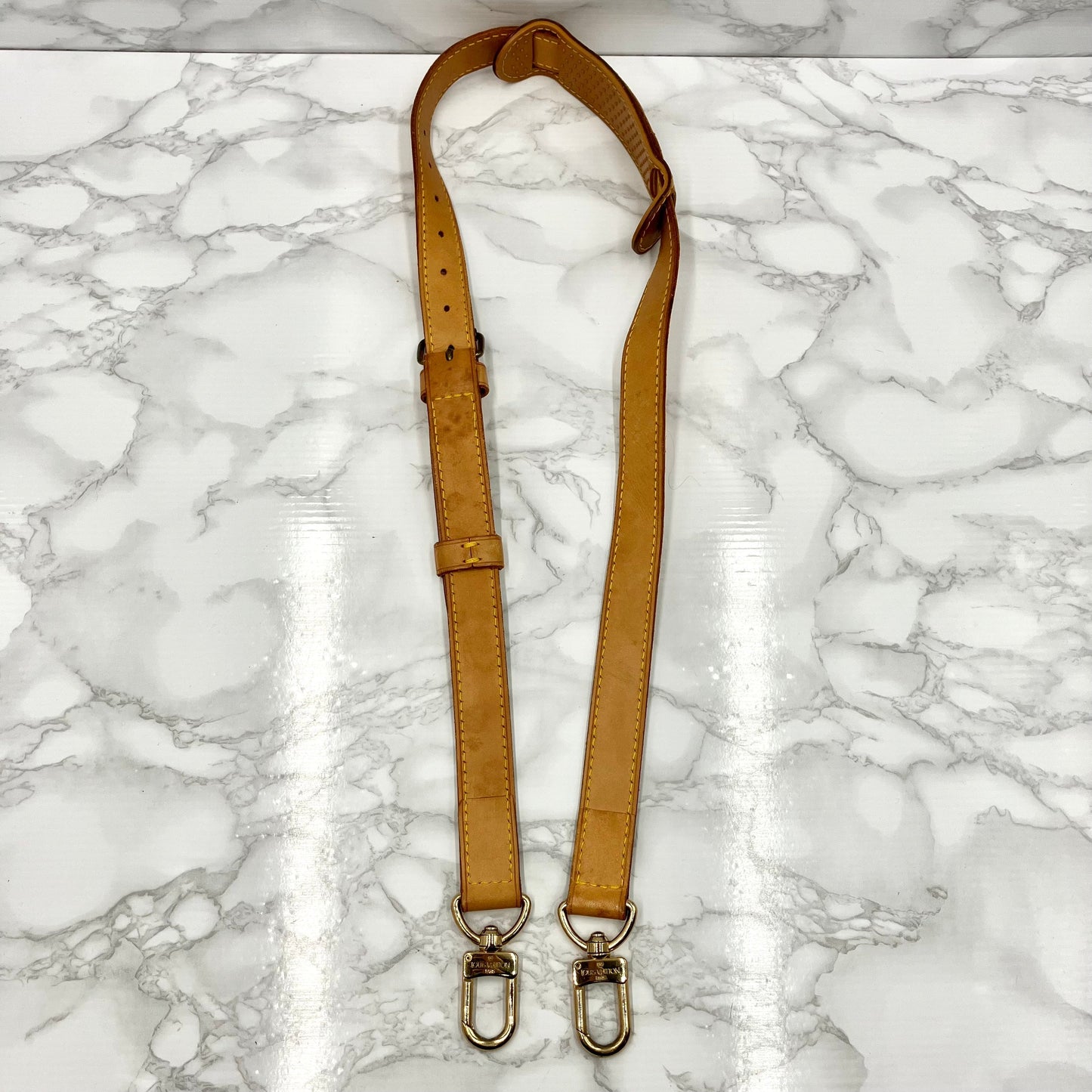 LOUIS VUITTON Monogram Keepall 50 Bandoliere
