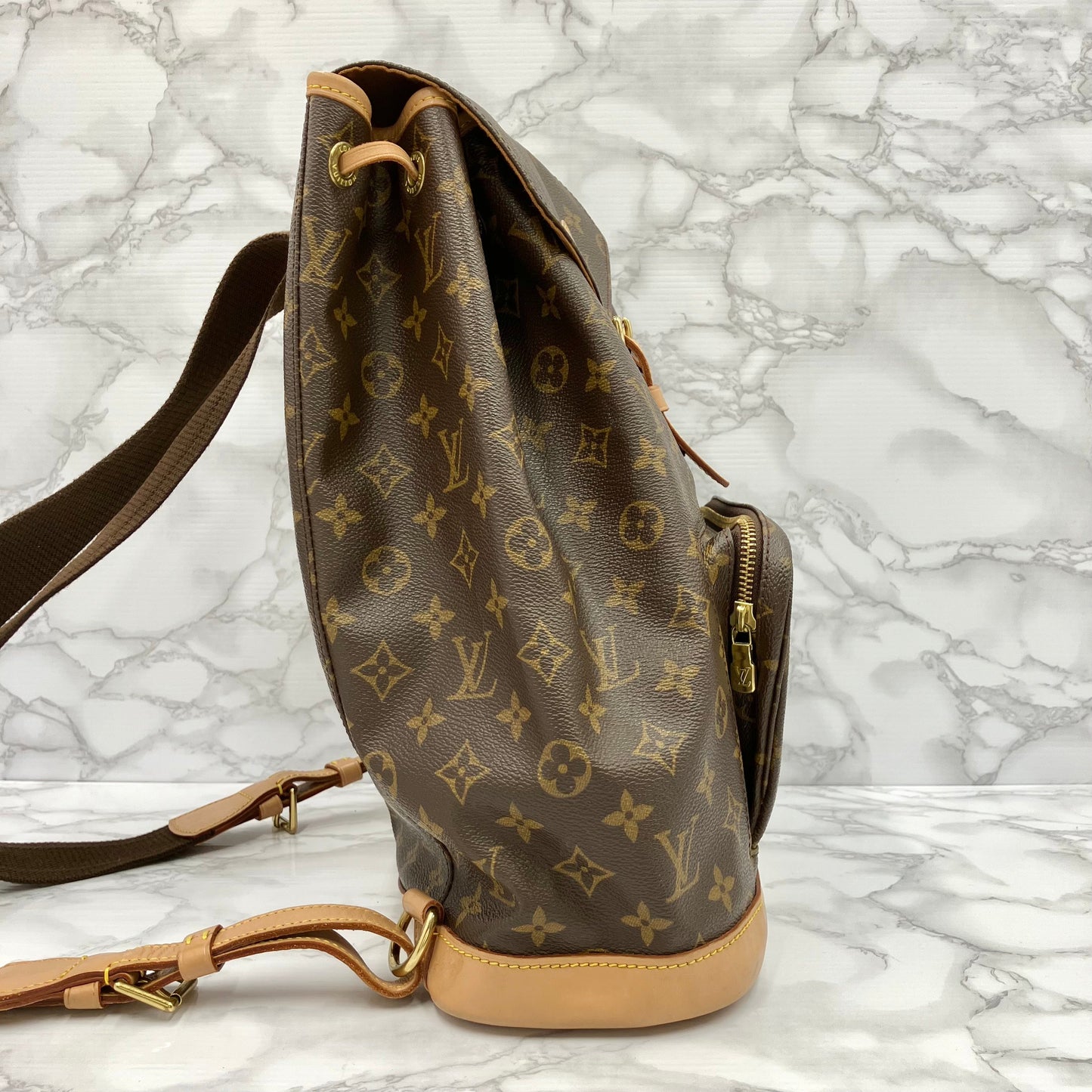 LOUSI VUITTON MOnogram Monsri GM