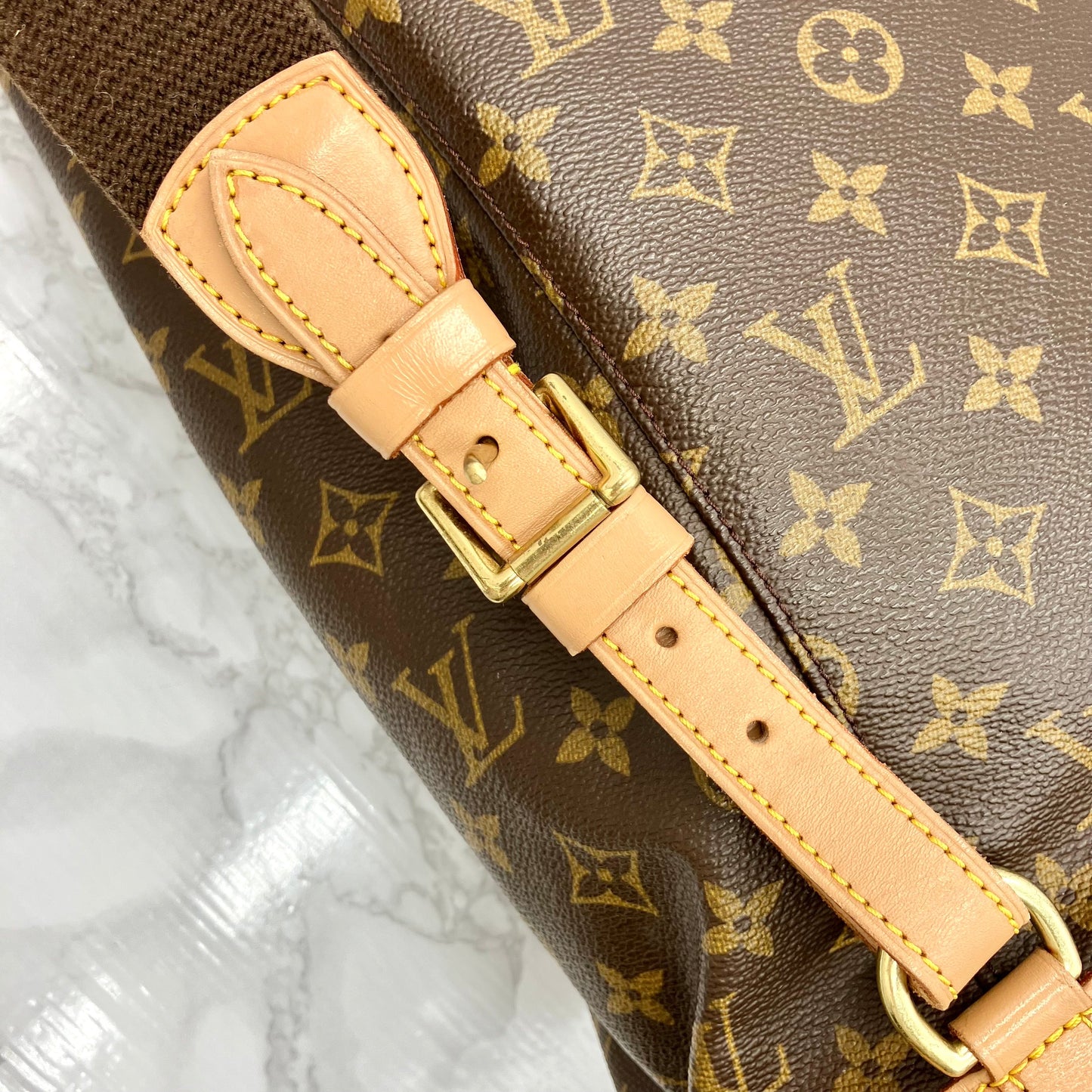 LOUSI VUITTON MOnogram Monsri GM