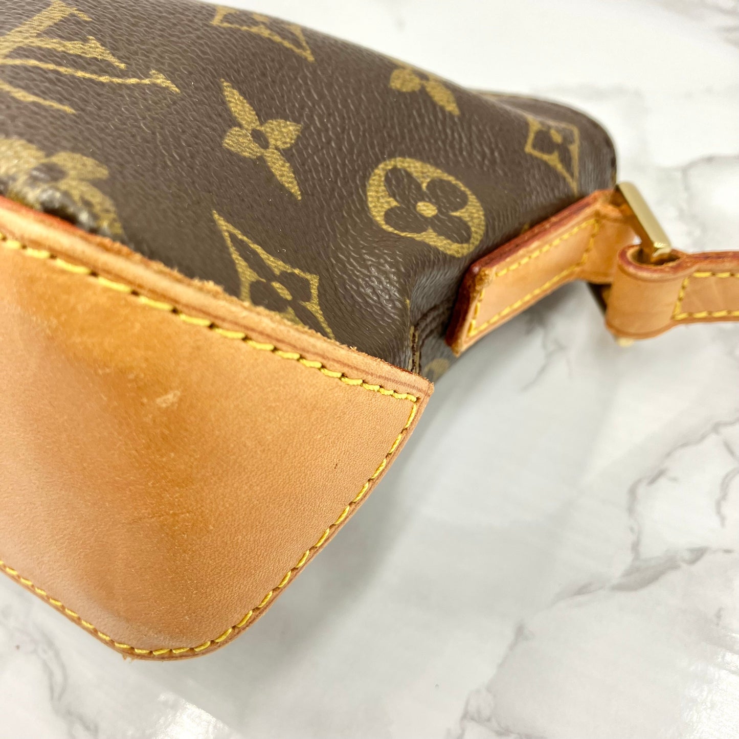 LOUIS VUITTON Monogram Trotter