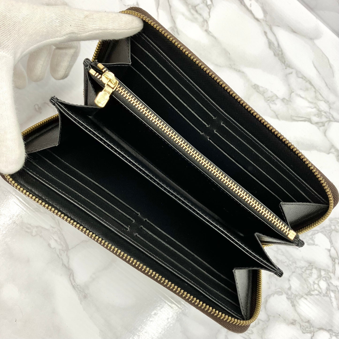 LOUIS VUITTON Monogram Giant Reverse RFID