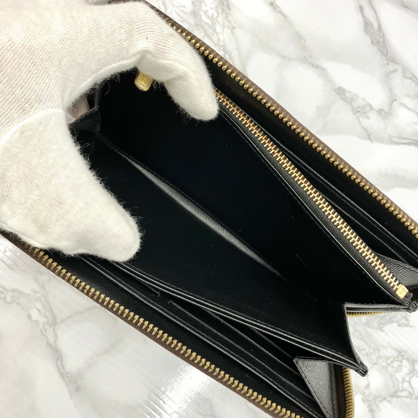 LOUIS VUITTON Monogram Giant Reverse RFID