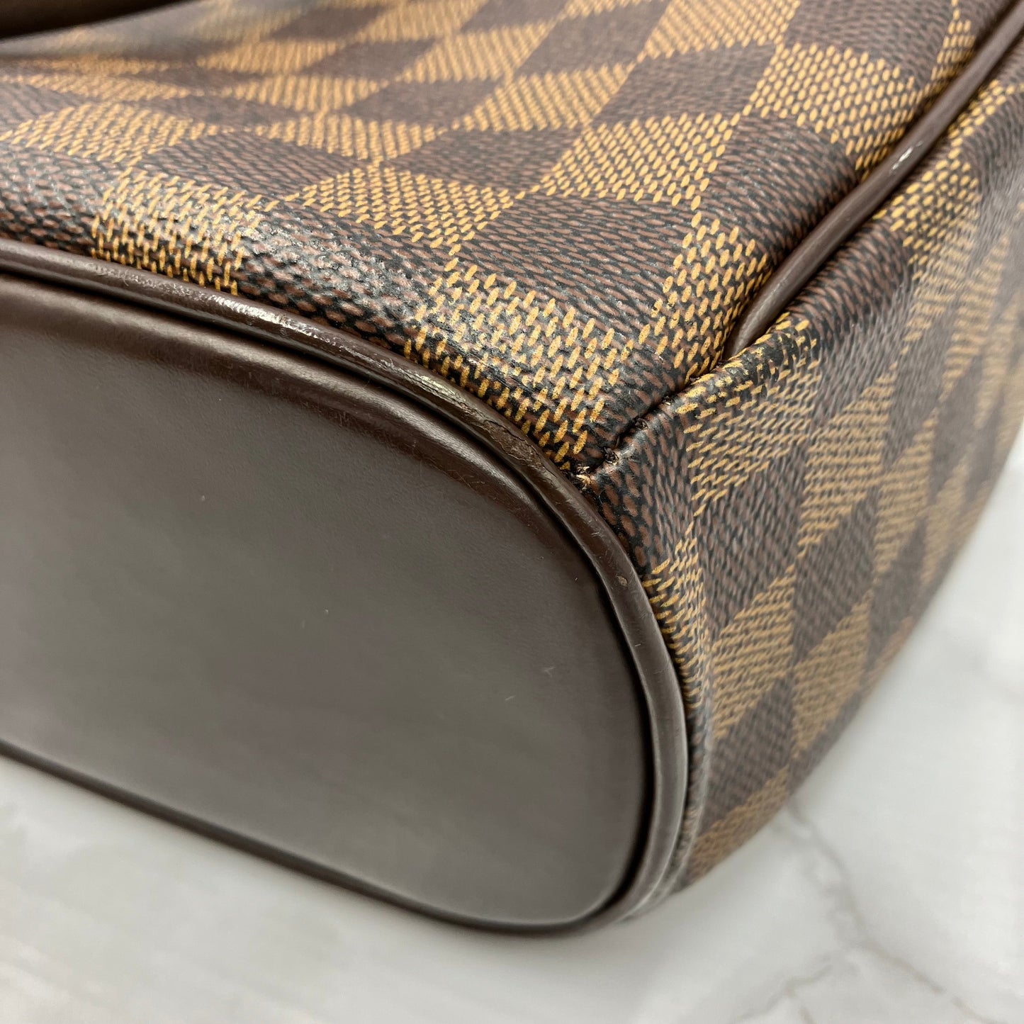 LOUIS VUITTON Damier Sarria Orizontal