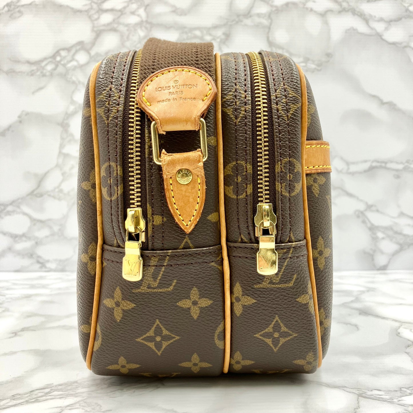 LOUIS VUITTON Monogram Reporter PM