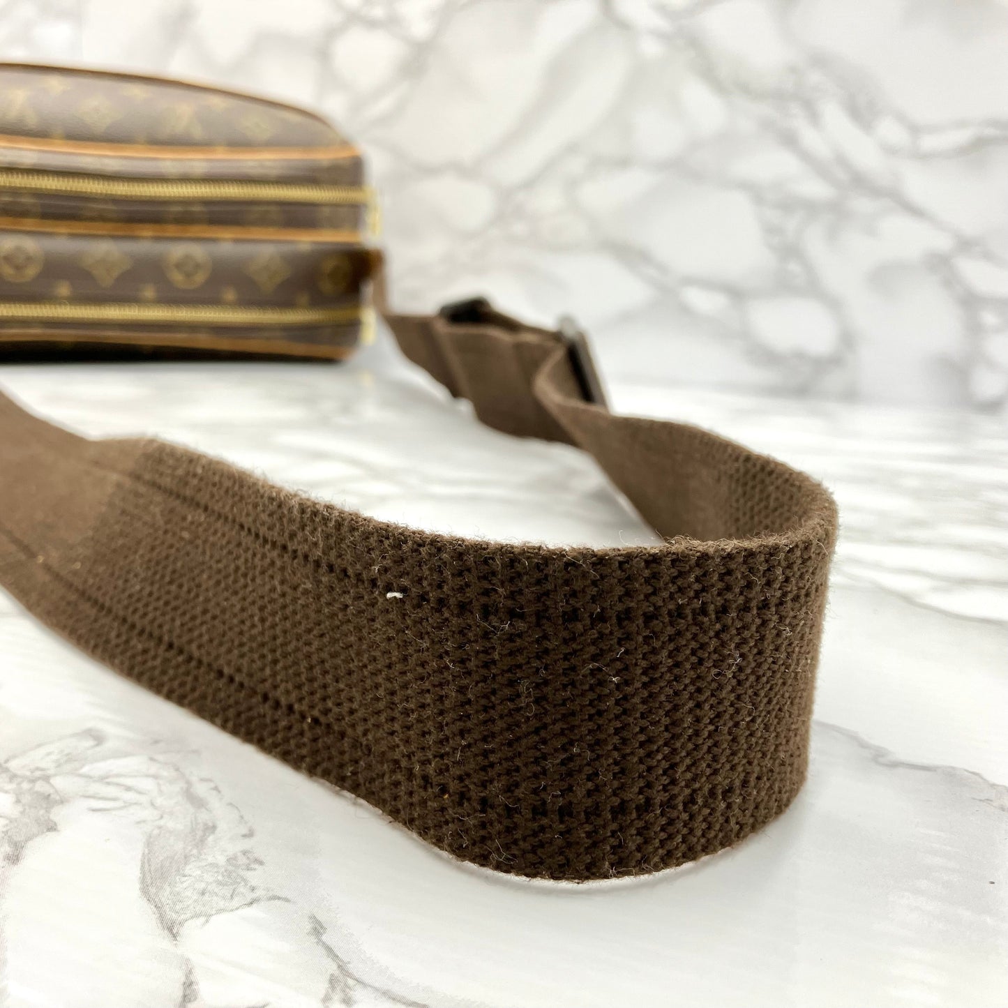 LOUIS VUITTON Monogram Reporter PM