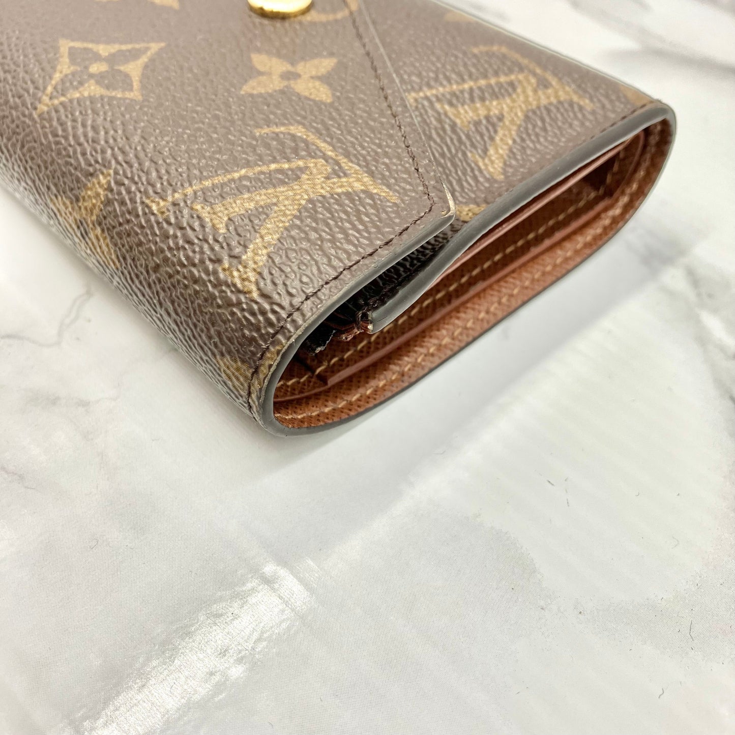 LOUIS VUITTON Monogram Victorine