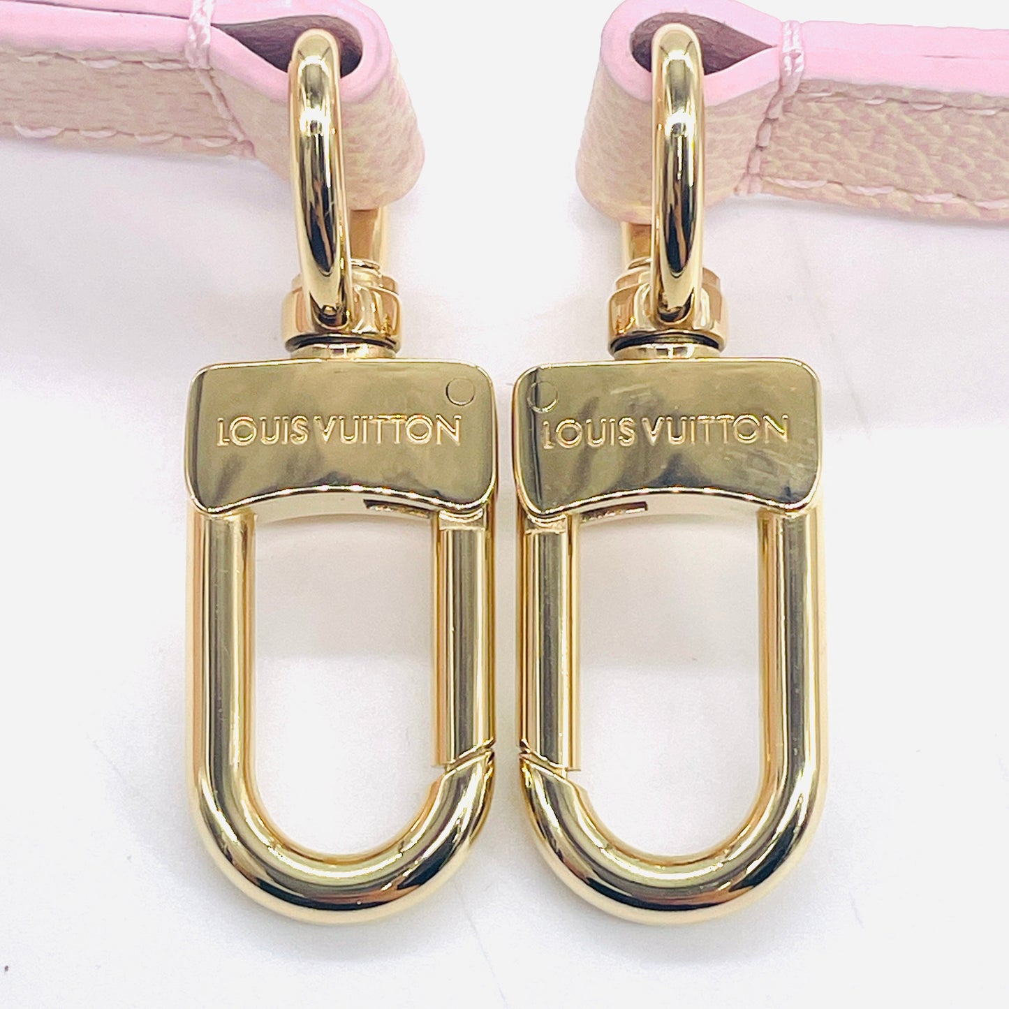 LOUIS VUITTON Empreinte On the Go PM RFID