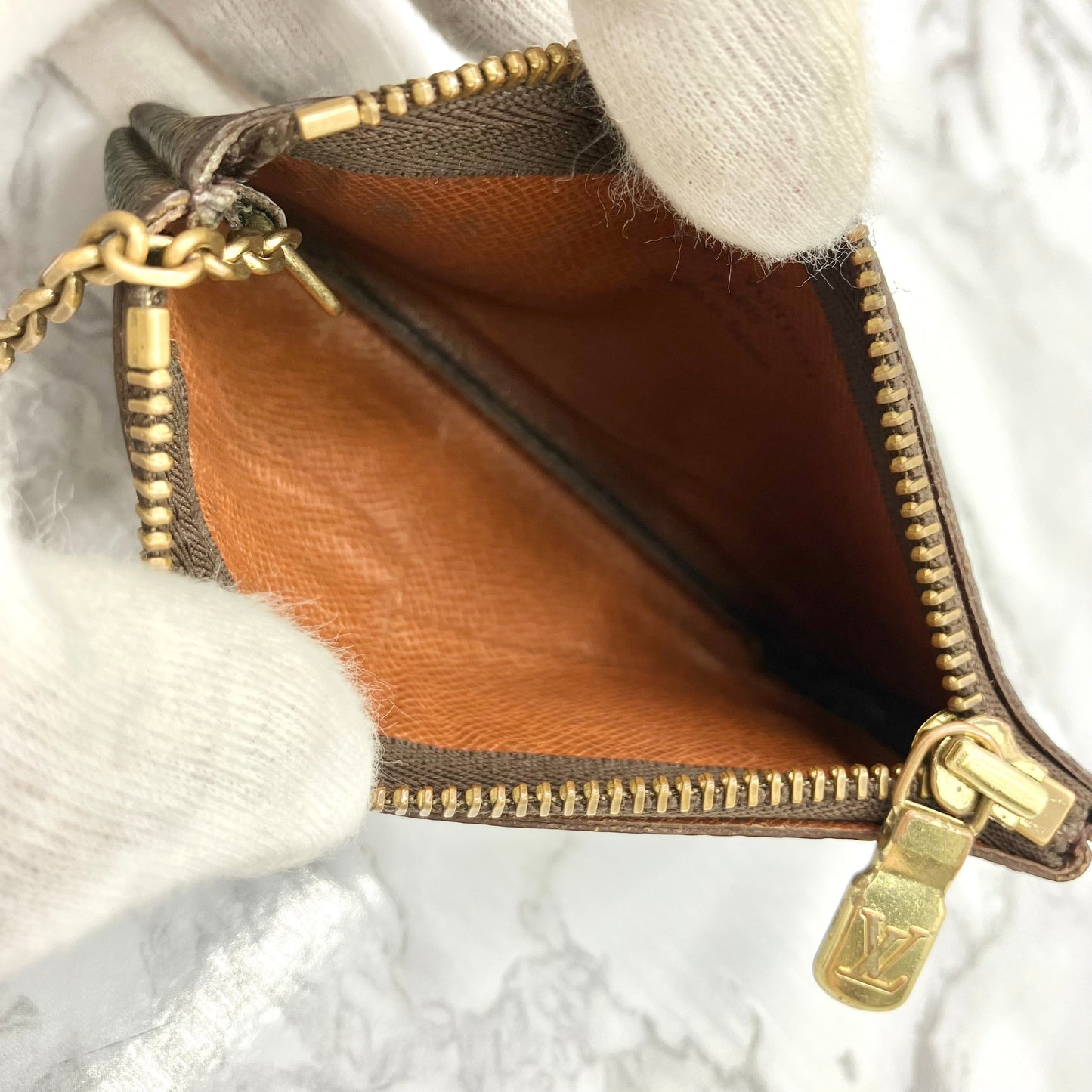 LUIS VUITTON Monogram Pochette Clé