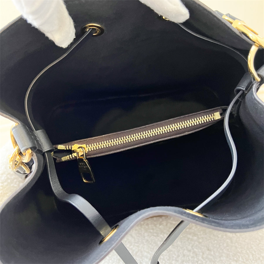 LV Neonoe MM in Monogram Canvas, Black Strap and GHW