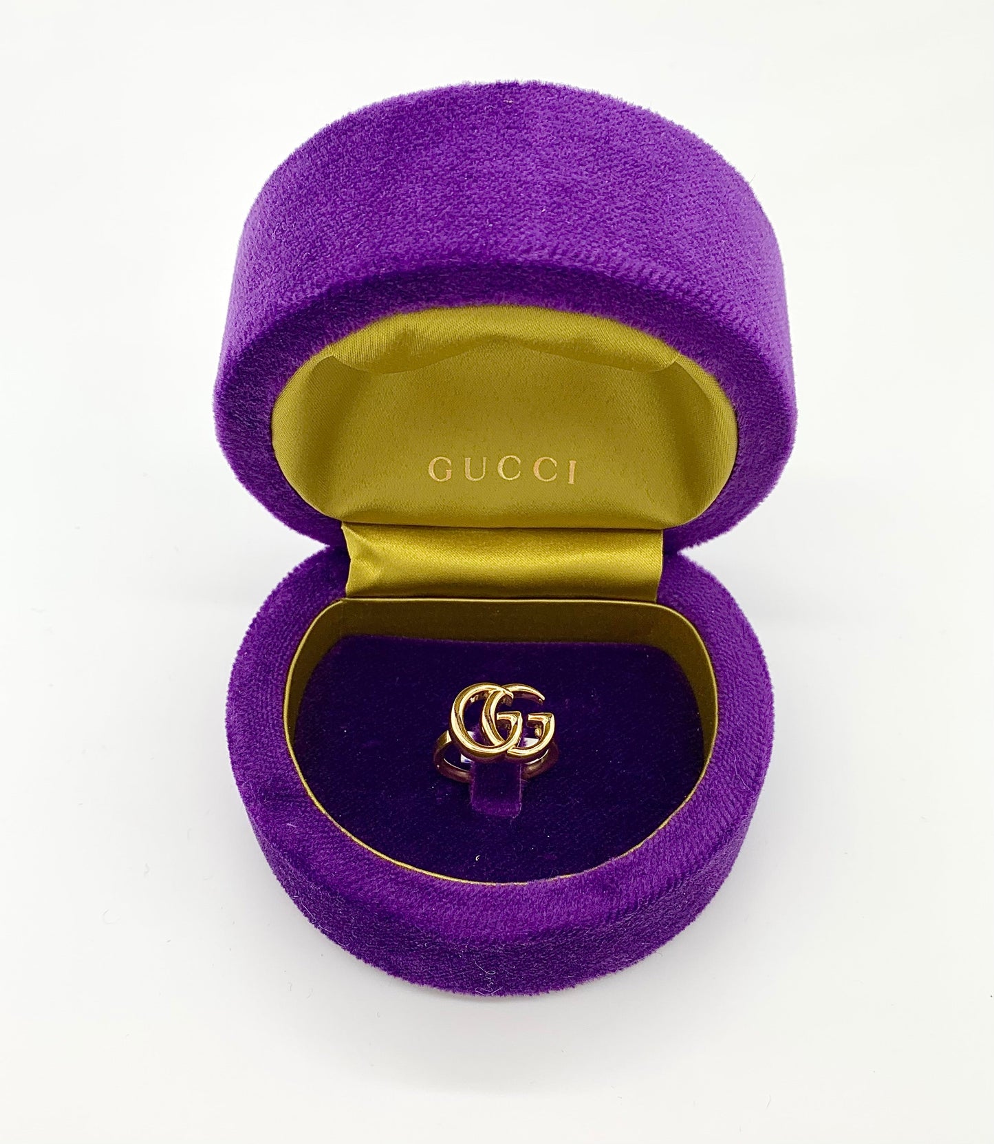 GUCCI GG RUNNING YELLOW GOLD RING