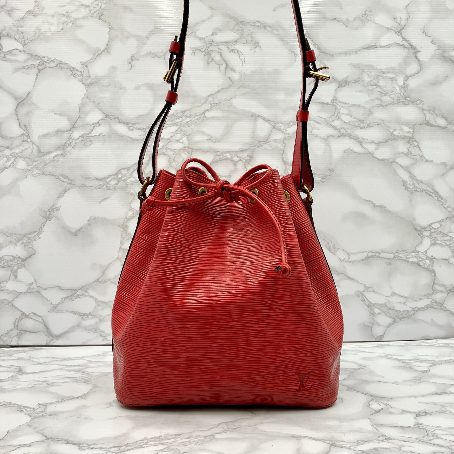 LOUIS VUITTON Epi petit noé