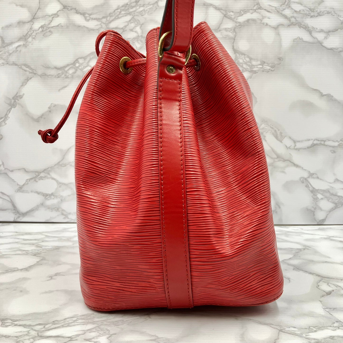 LOUIS VUITTON Epi petit noé