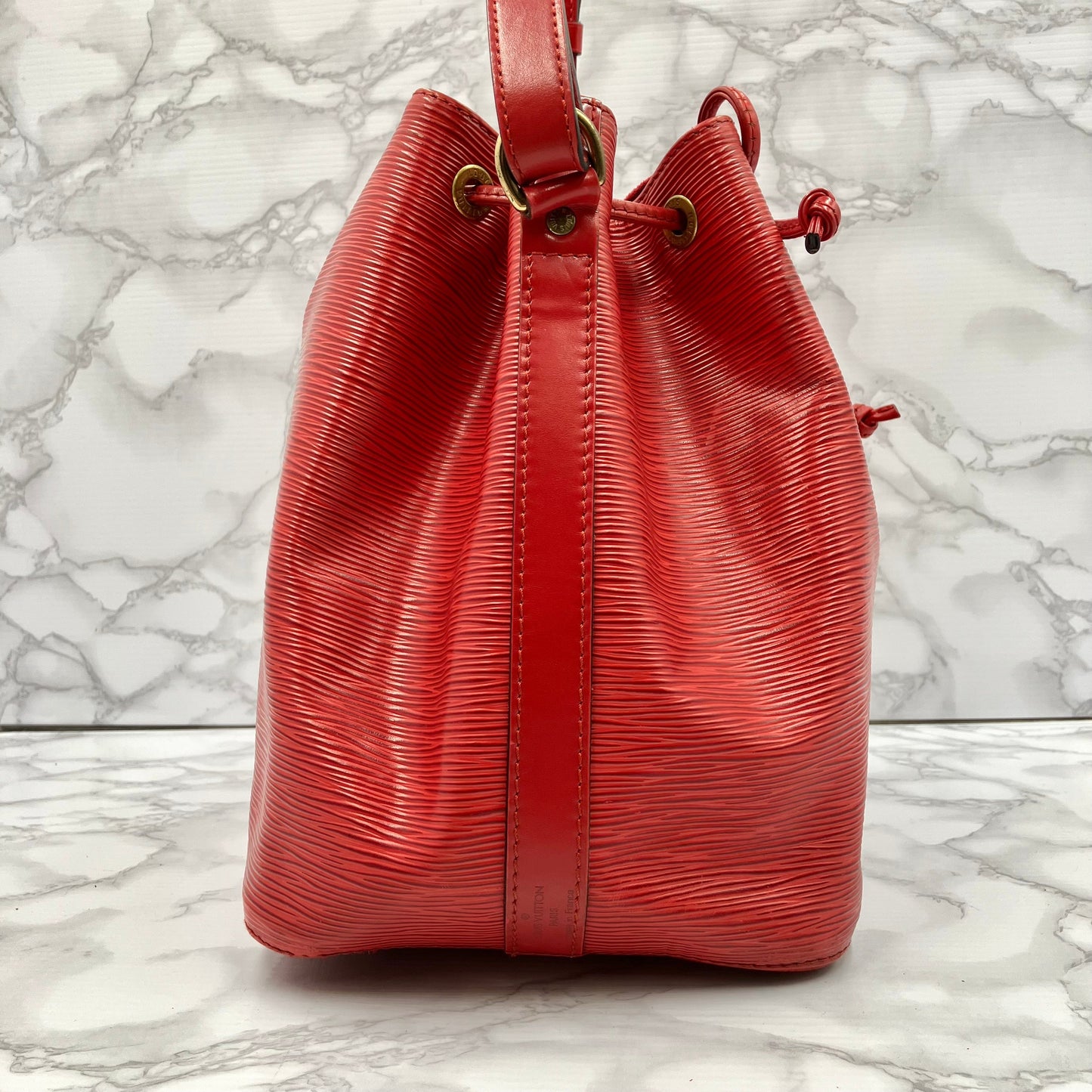 LOUIS VUITTON Epi petit noé