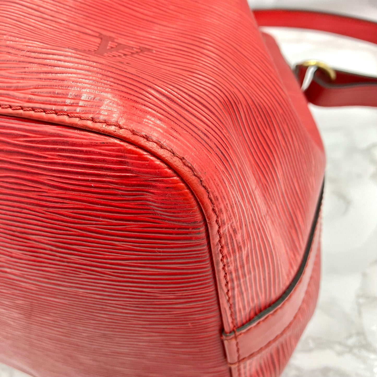 LOUIS VUITTON Epi petit noé