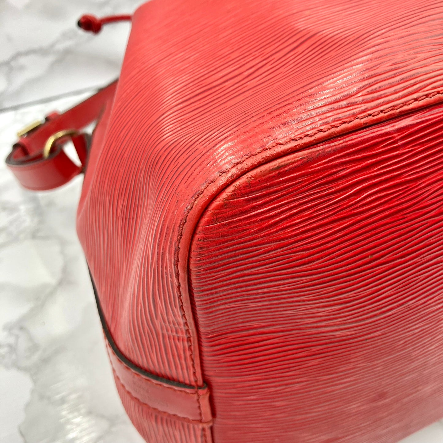 LOUIS VUITTON Epi petit noé