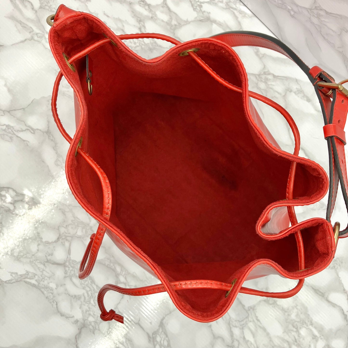 LOUIS VUITTON Epi petit noé