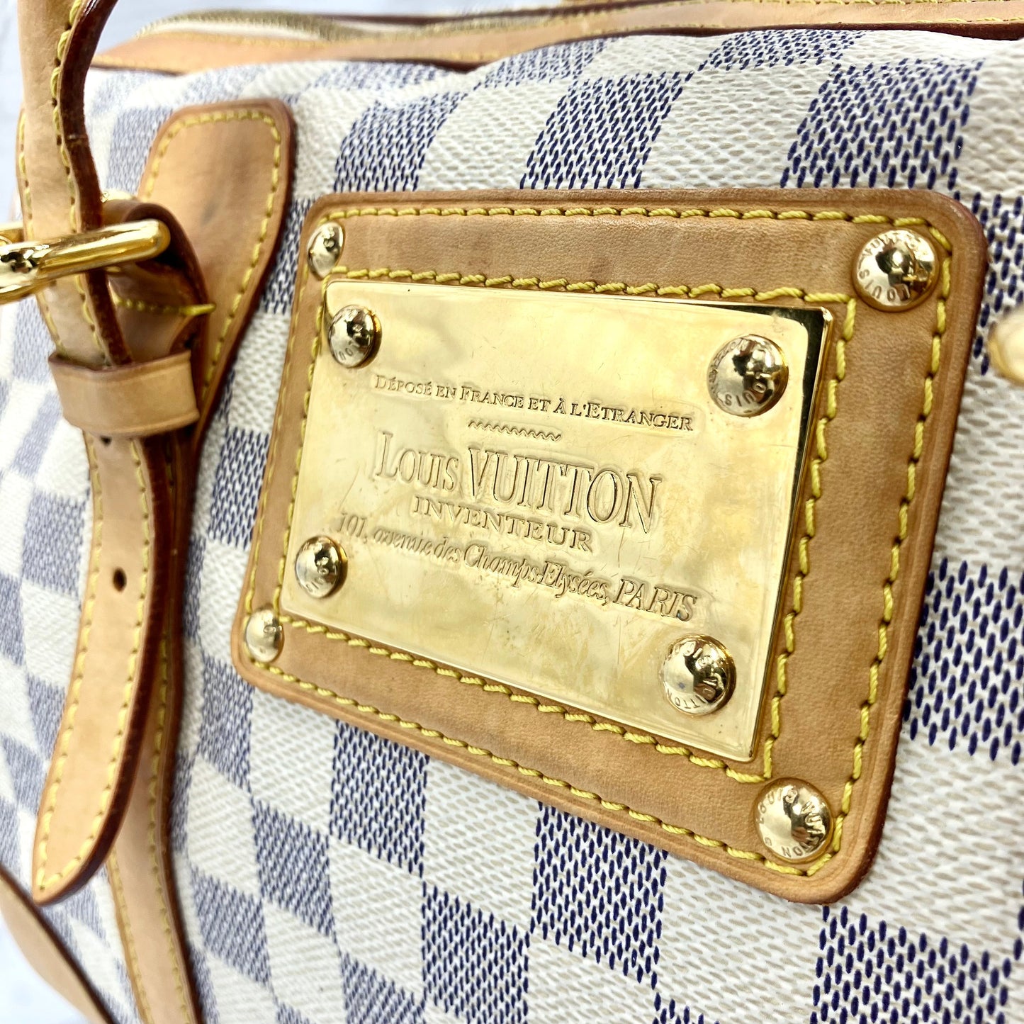 LOUIS VUITTON Azul Berkeley
