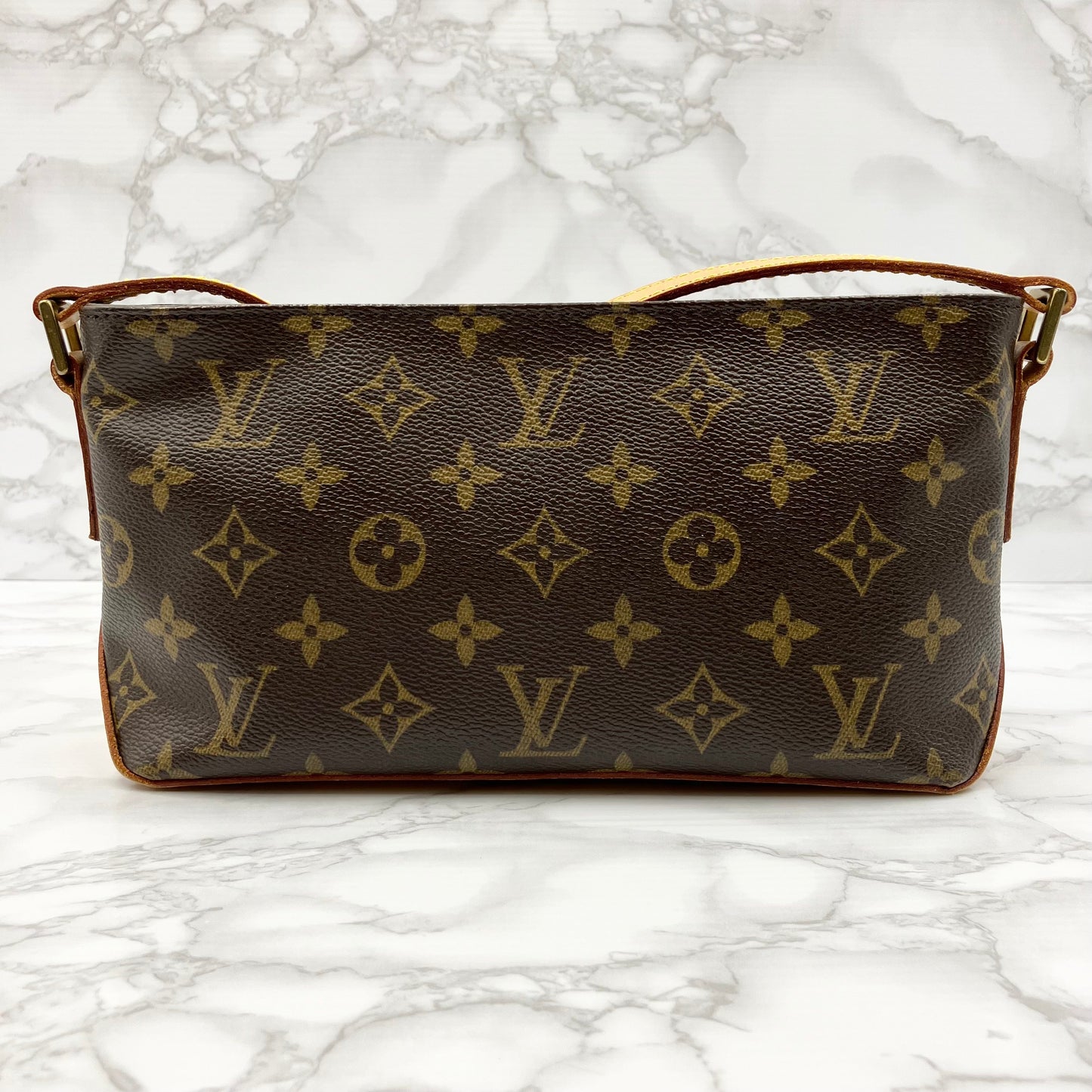 LOUIS VUITTON Trotter monogram shoulder bag