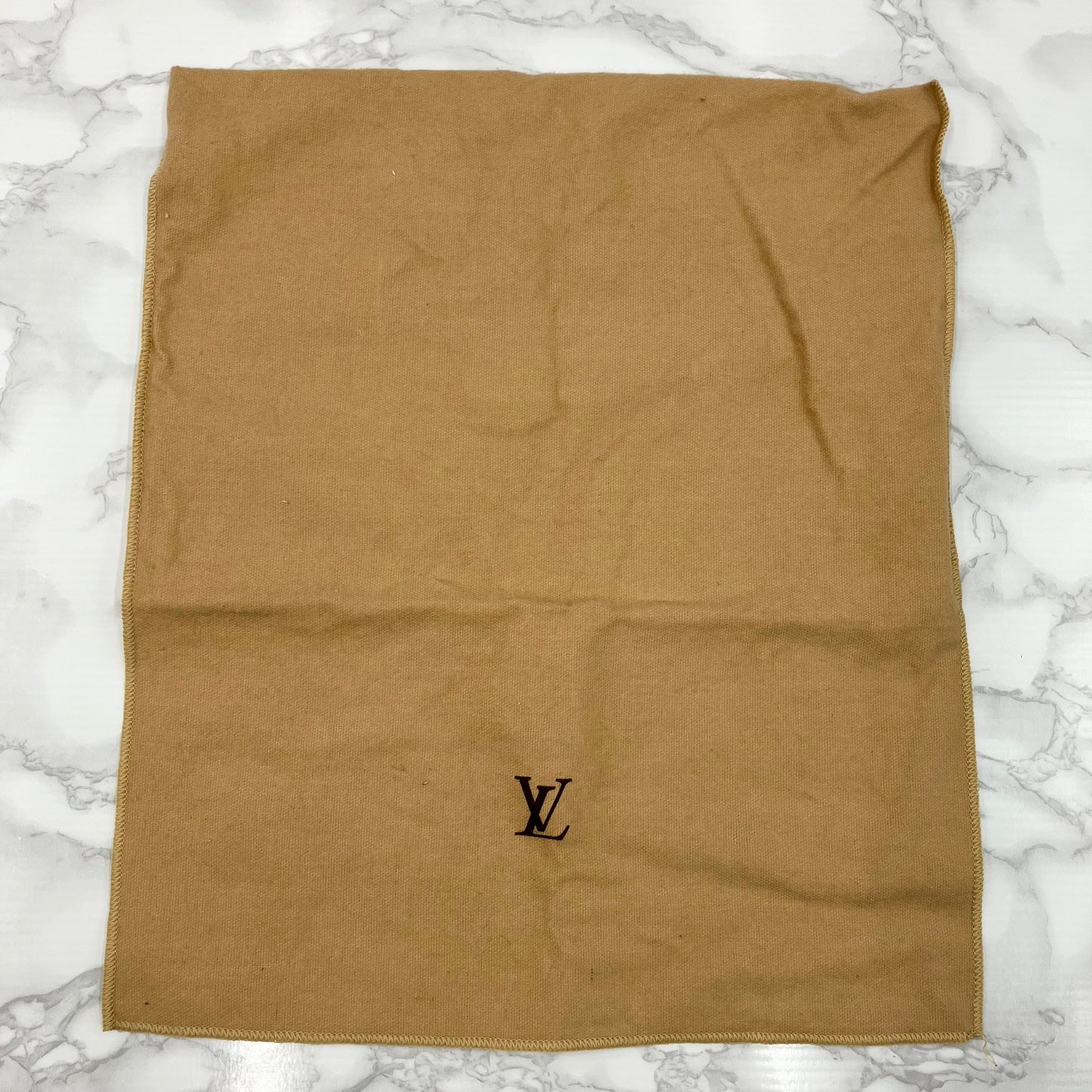 LOUIS VUITTON Trotter monogram shoulder bag