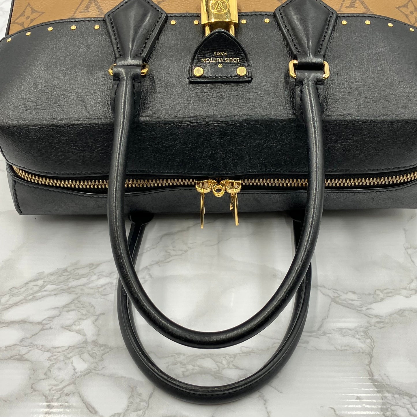 LOUIS VUITTON Monogram Reverse City Maru 2way Shoulder bag