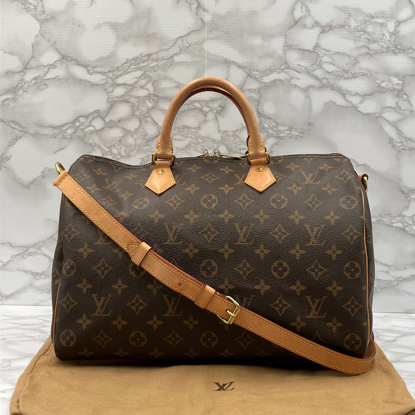 LOUIS VUITTON Speedy 35 monogram Shoulder bag handbag