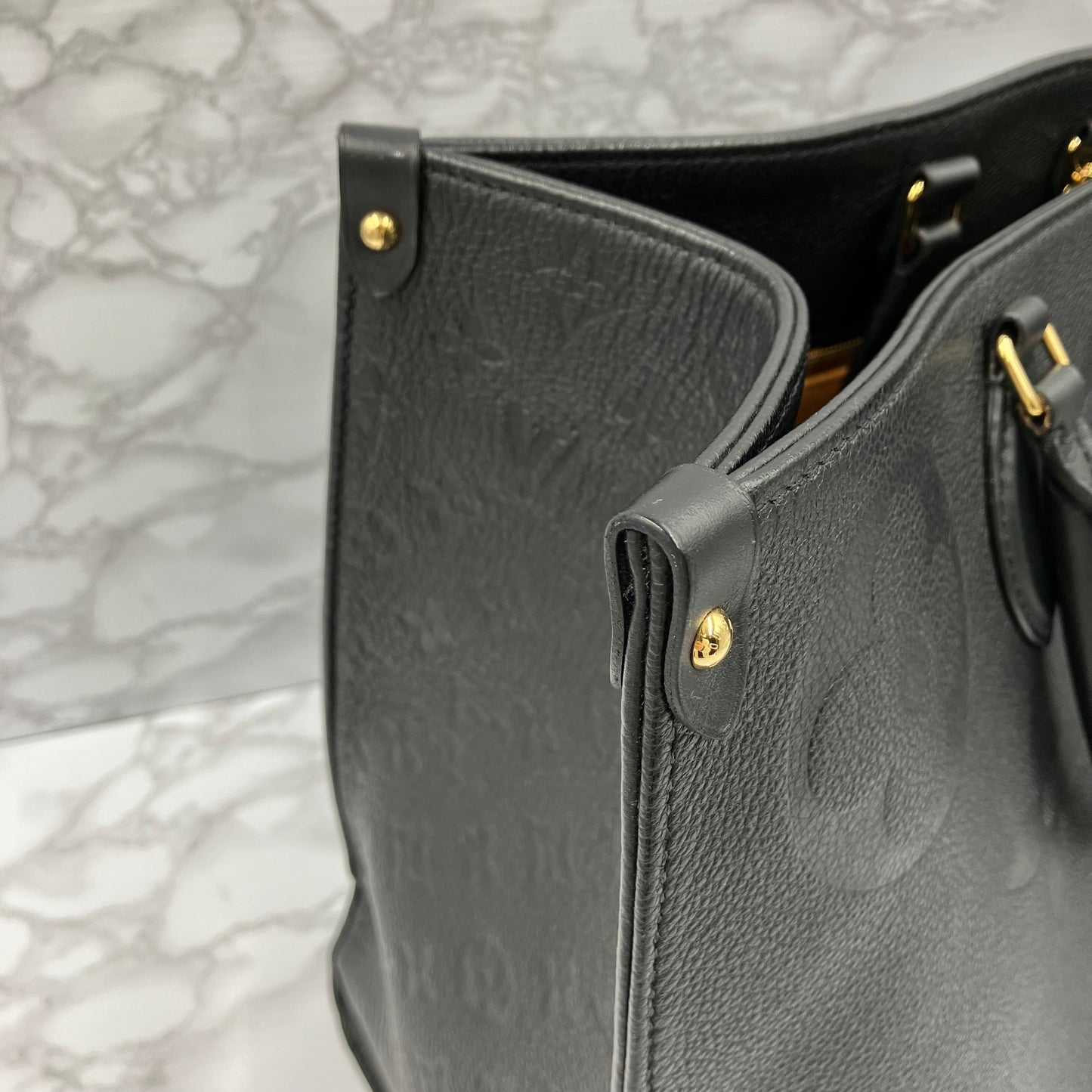 LOUIS VUITTON monogram Amplant On the go GM Shoulder bag RFID