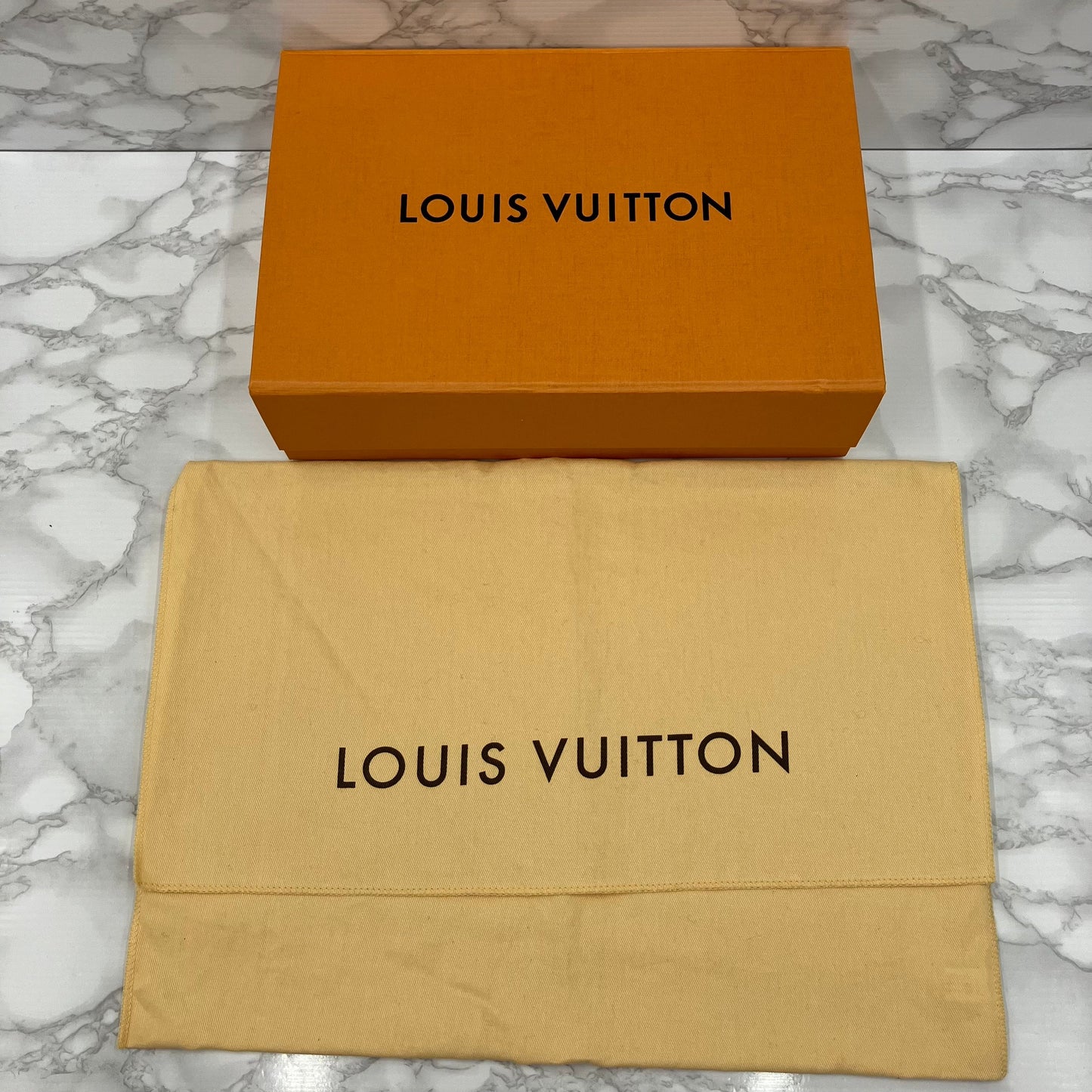 LOUIS VUITTON Multicolor Axepo Shoulder Bag