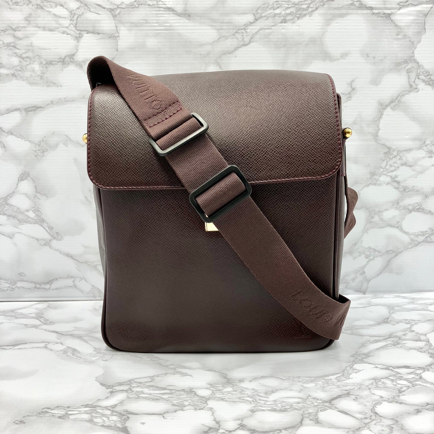 Louis Vuitton Taiga Yalanga Shoulder Bag