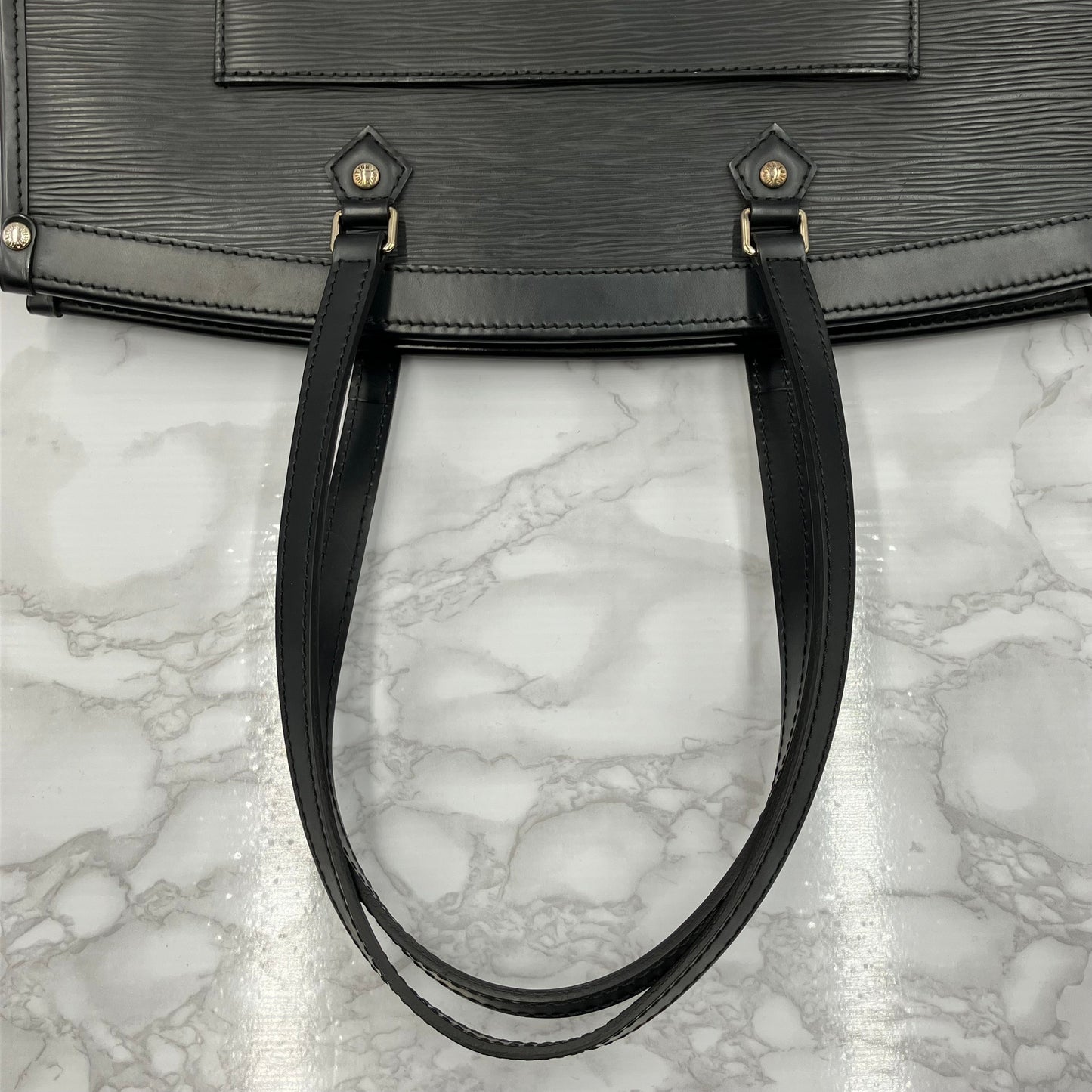 LOUIS VUITTON madeleine GM shoulder bag