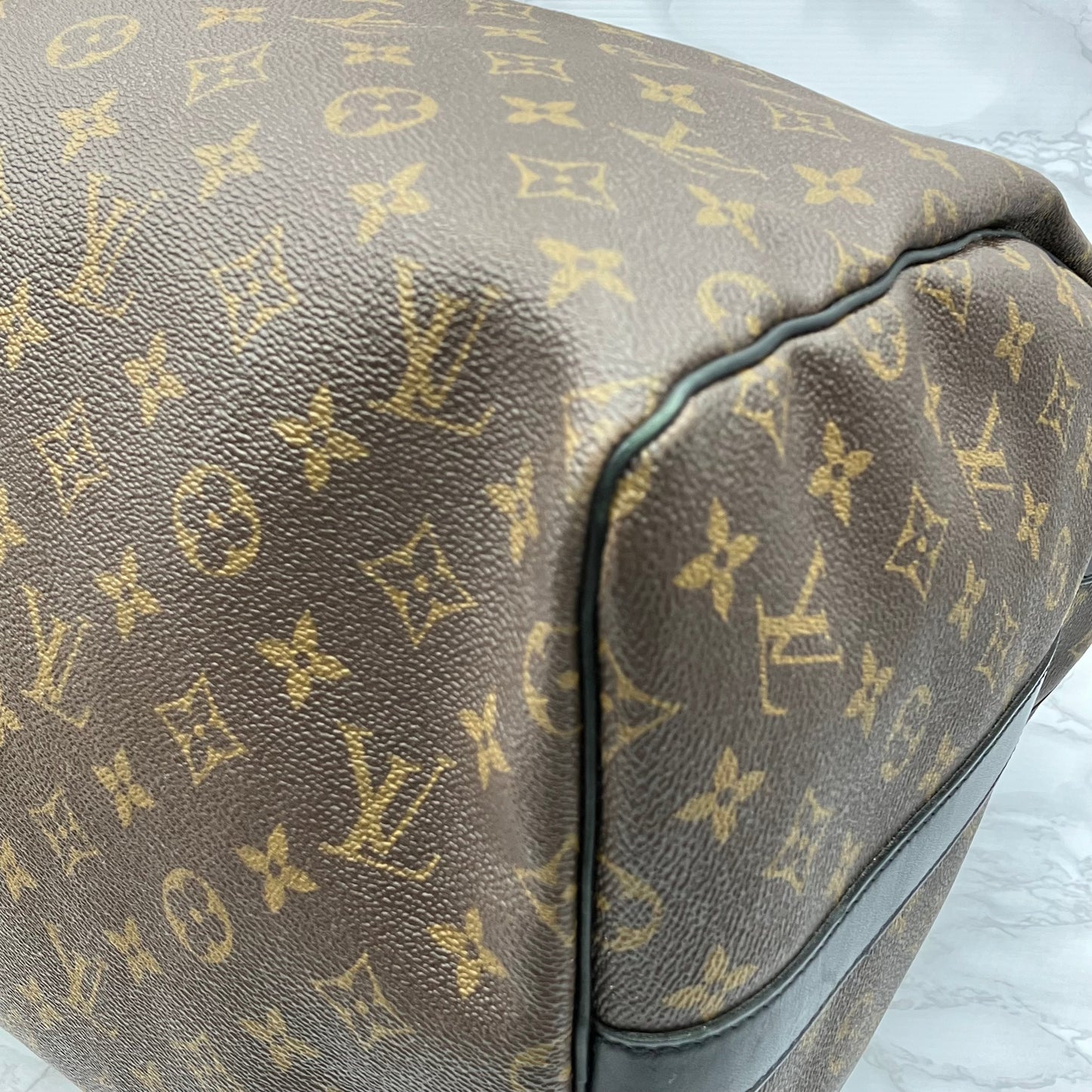 LOUIS VUITTON Keypole 55 Macassar Bandoliere