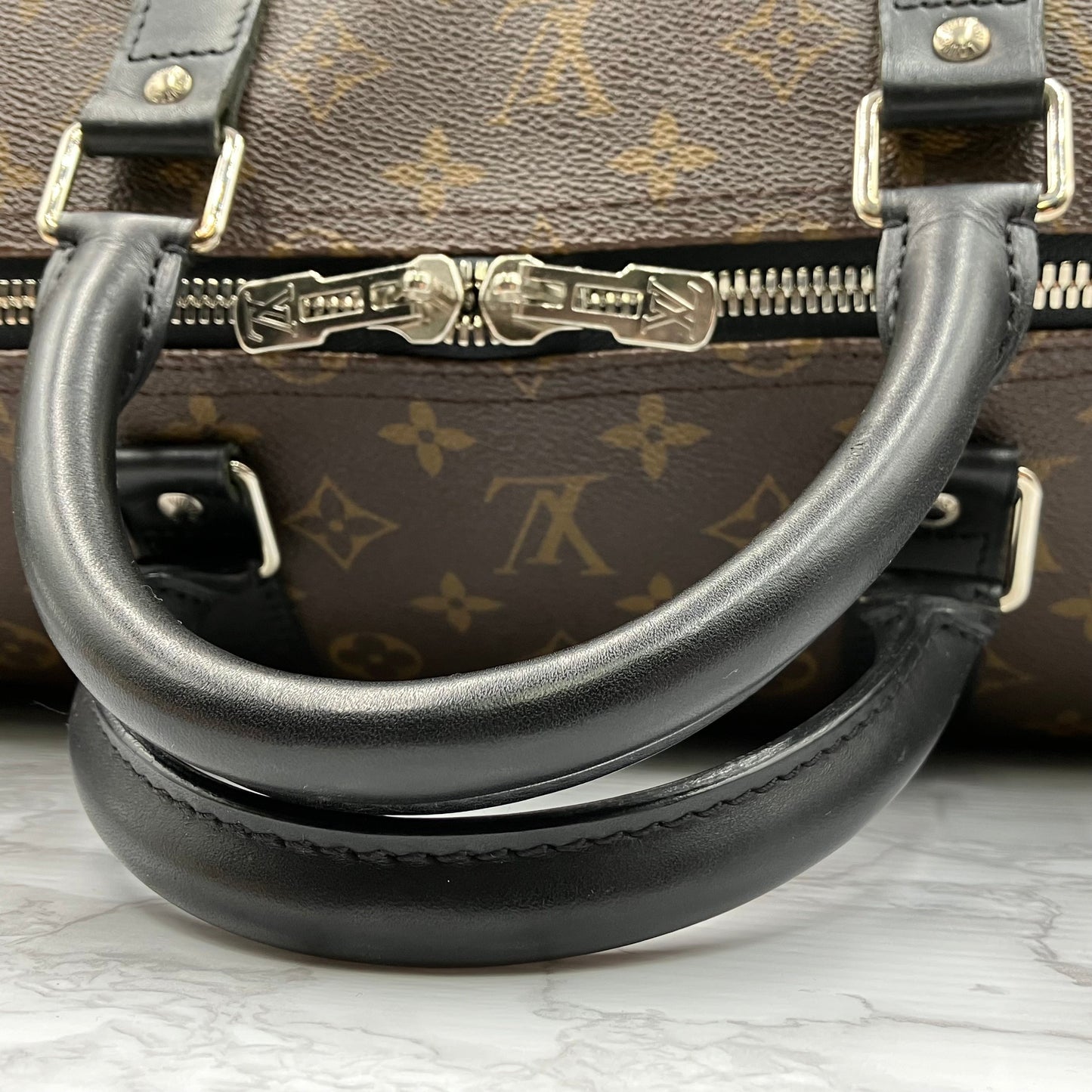 LOUIS VUITTON Keypole 55 Macassar Bandoliere