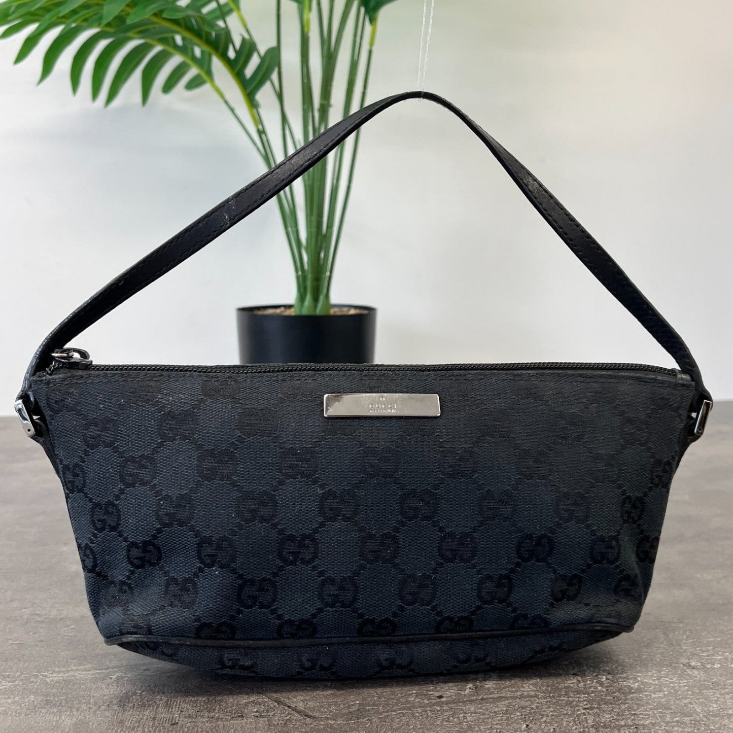 Women's Gg Supreme Boat Pochette Handbag Black