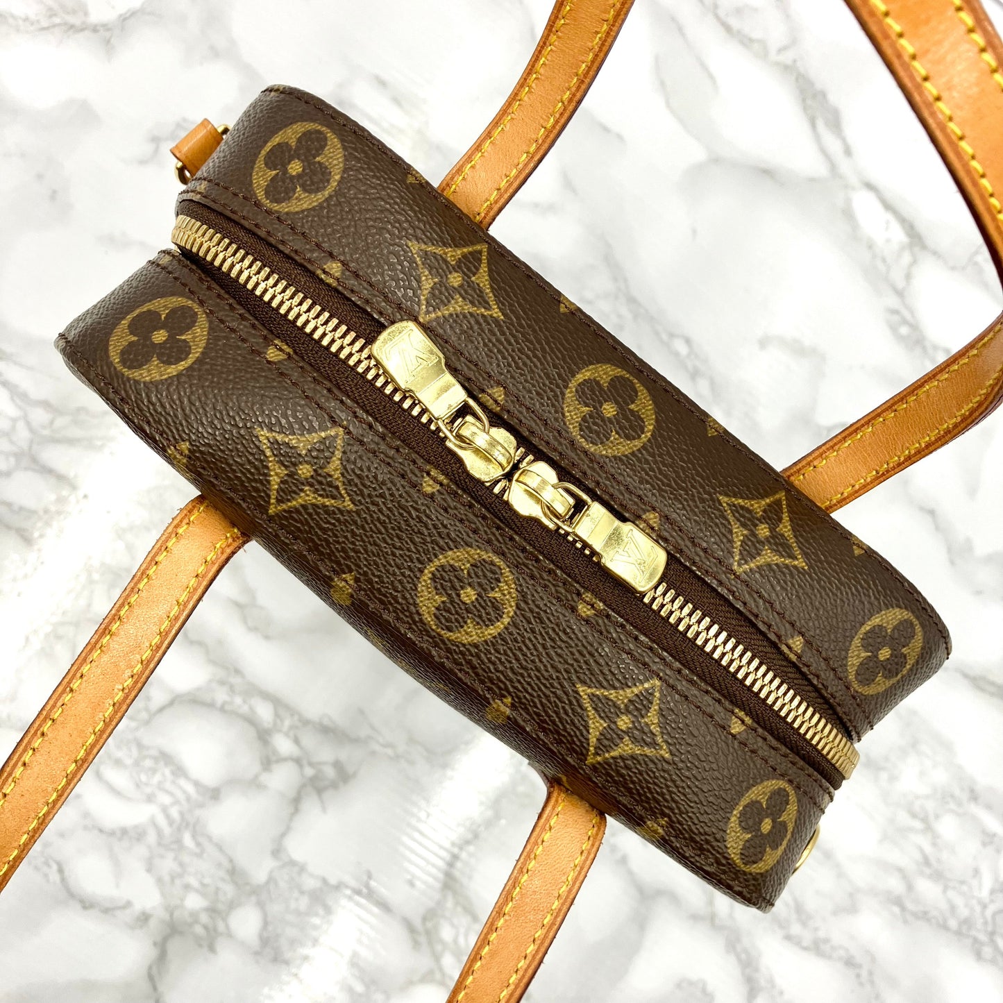 LOUIS VUITTON Monogram sportini