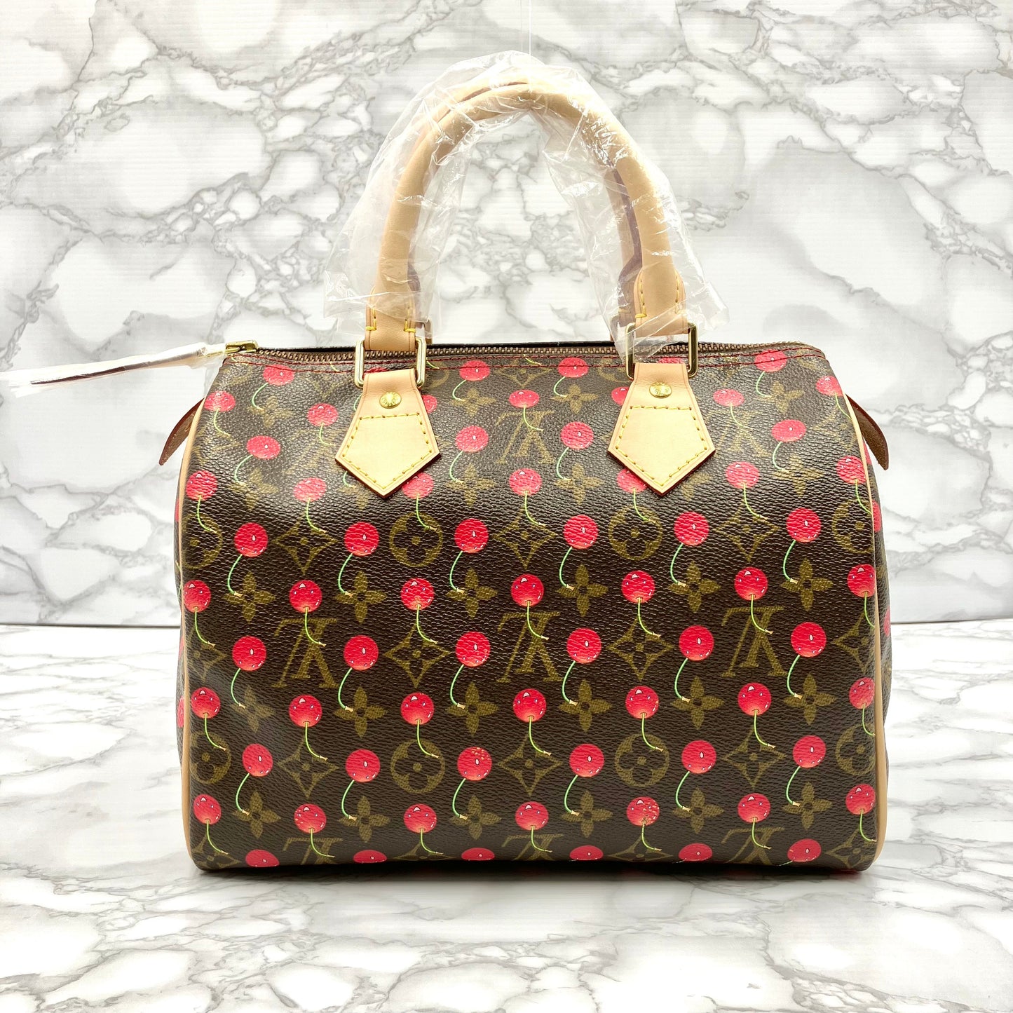 LOUIS VUITTON Monogram cherry Speedy 25
