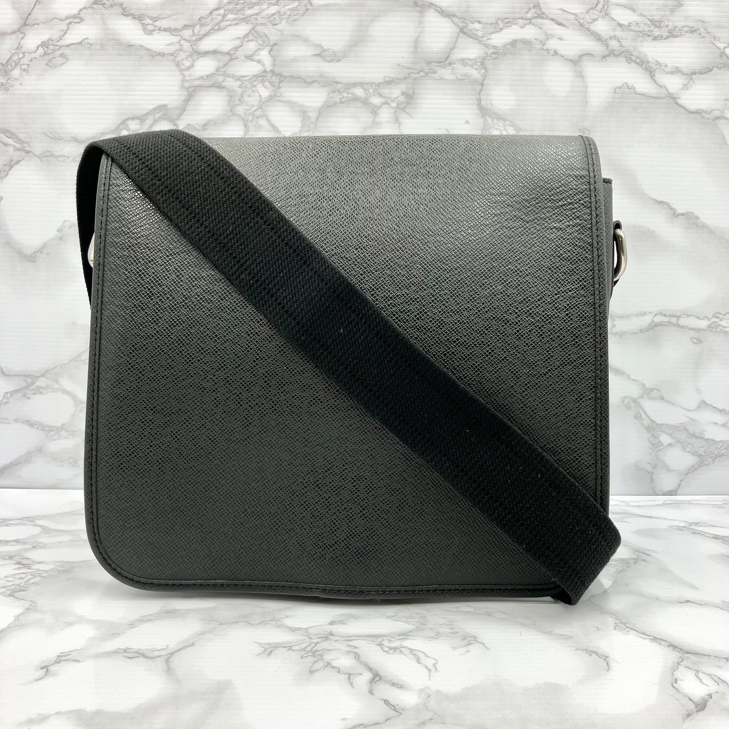 LOUIS VUITTON Taiga Andrei Shoulder Bag