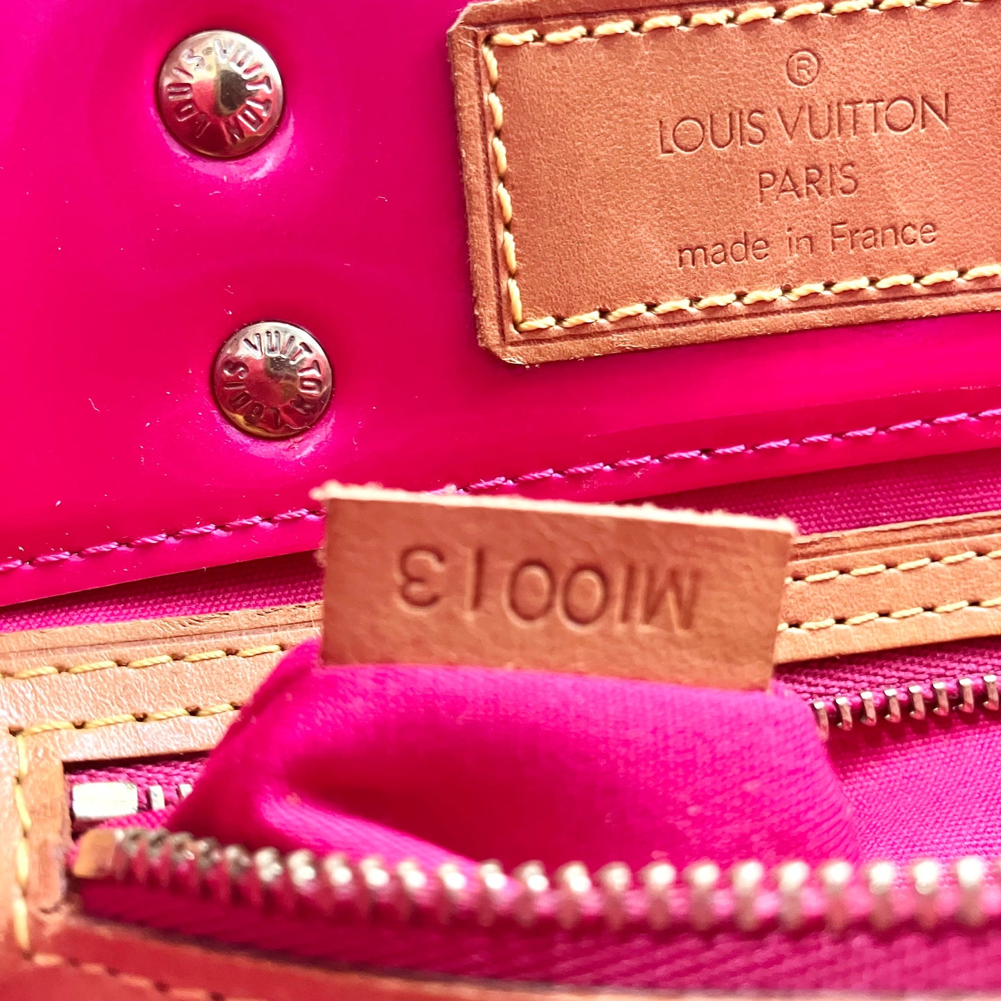 LOUIS VUITTON Reade PM