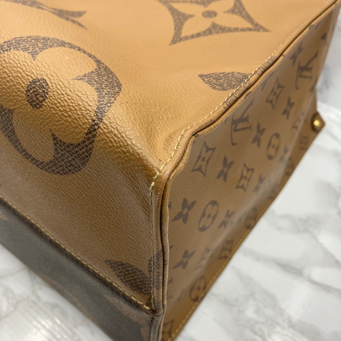 LOUIS VUITTON On the Go GM