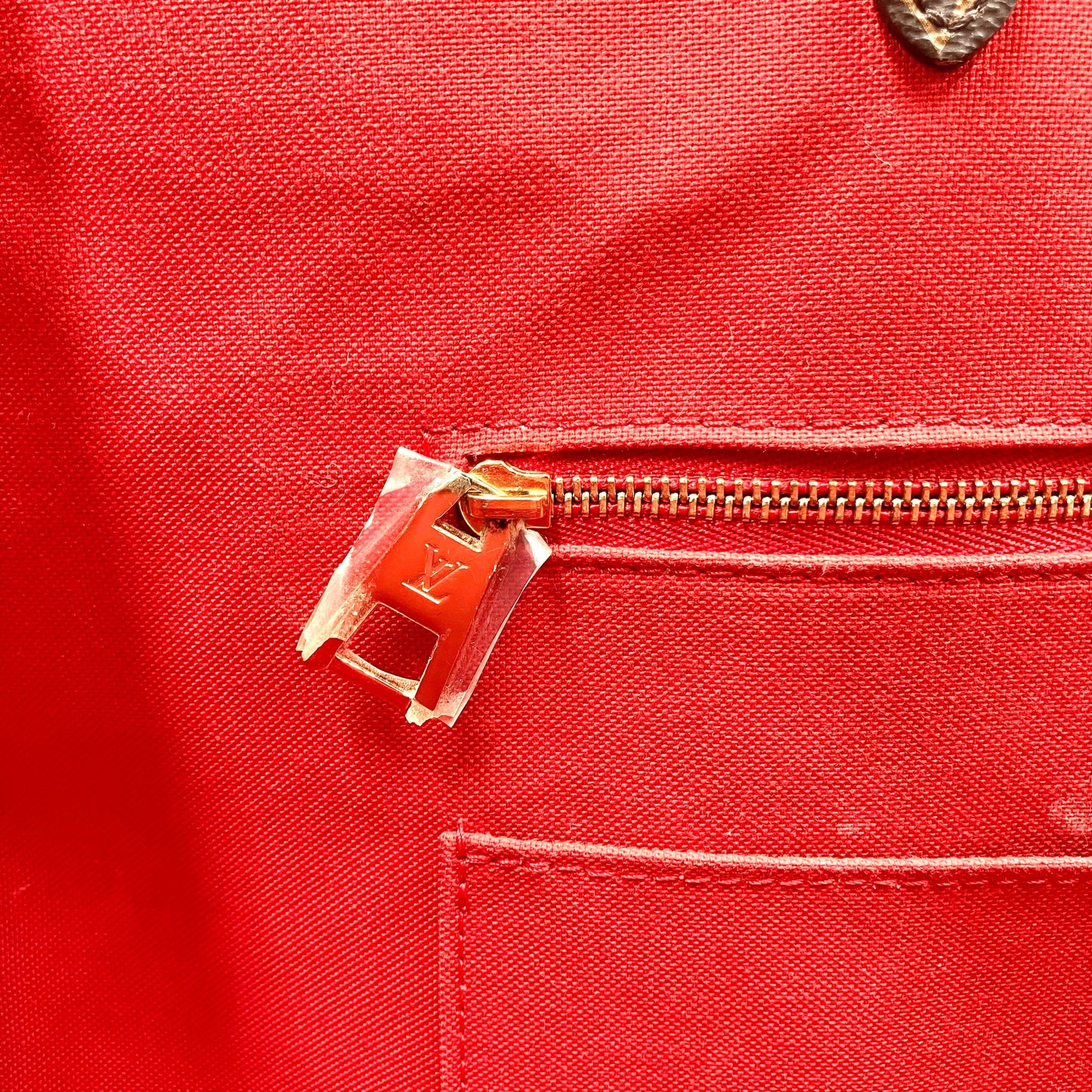 LOUIS VUITTON On the Go GM